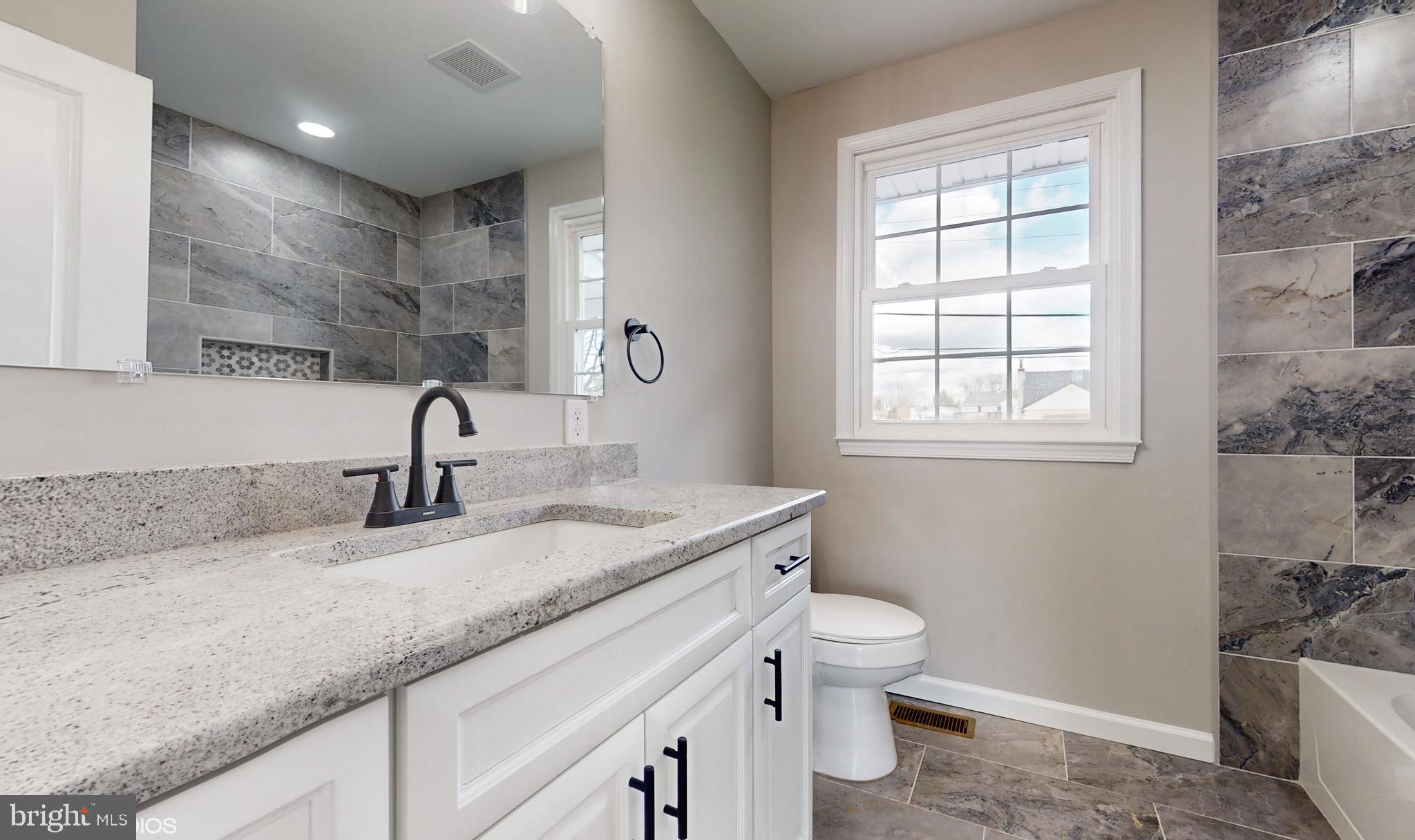 CROYDON HGTS - Residential