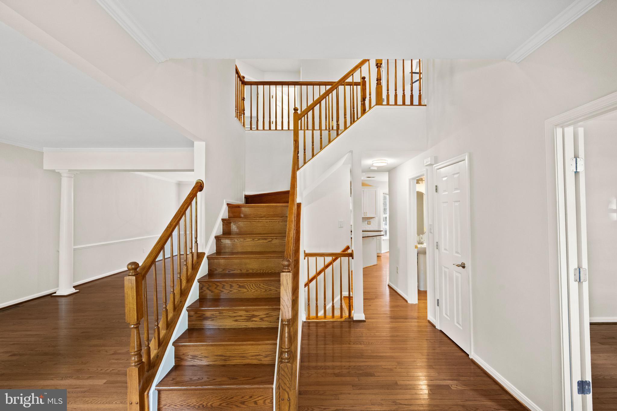 15561 TODDSBURY LANE