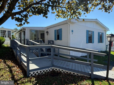Photo of 19 Meadow Run Place, HARRISBURG, PA 17112 (MLS # PADA2065412)