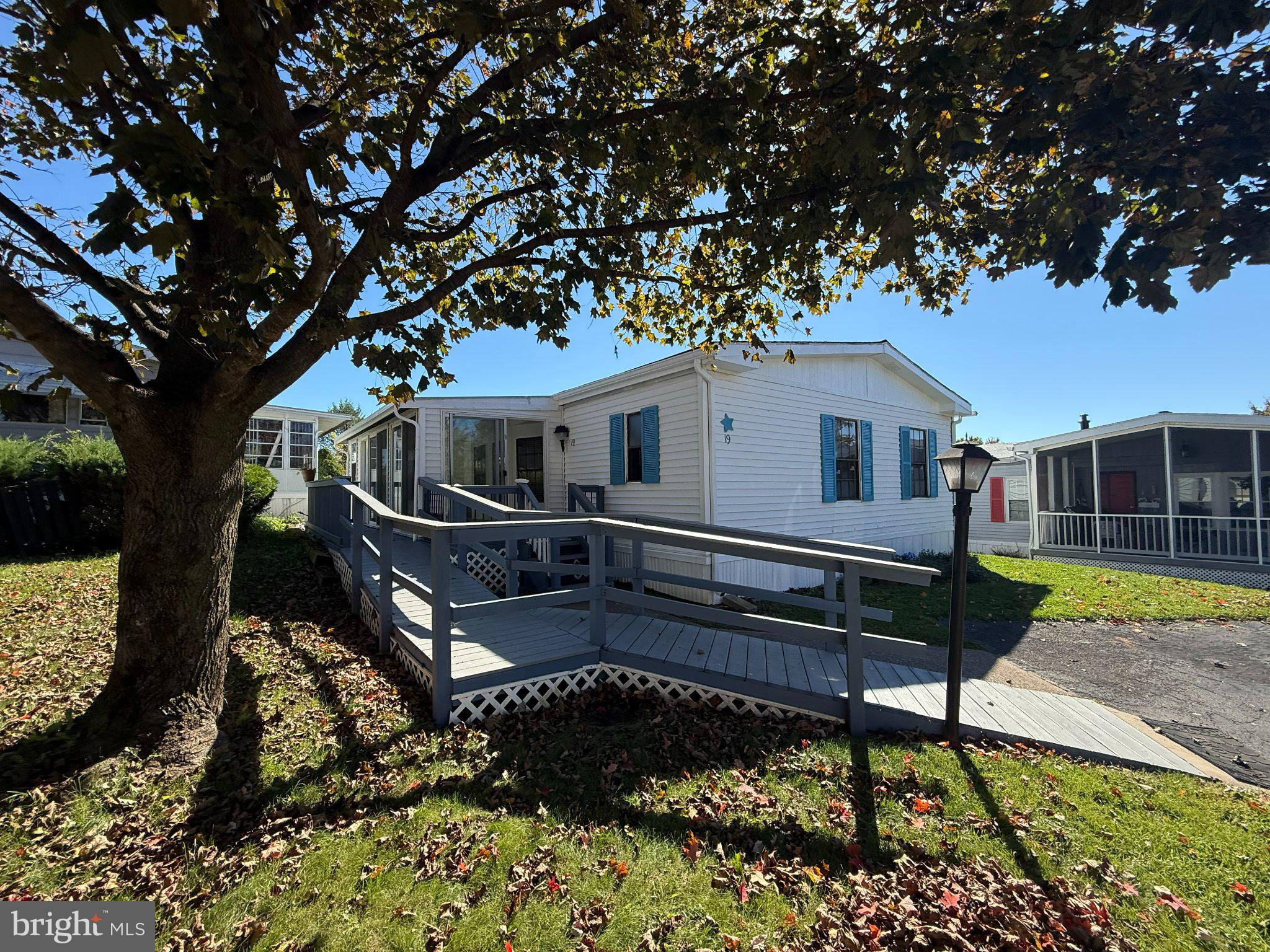 19 MEADOW RUN PLACE