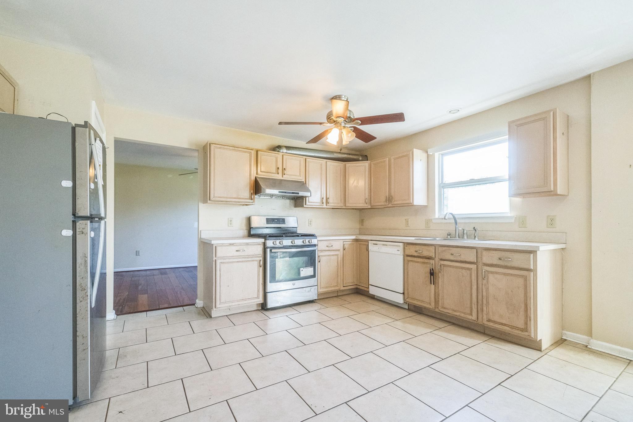 RICHLAND CT - Residential