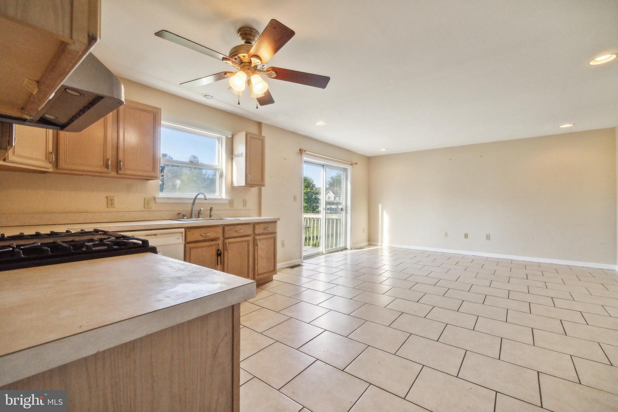 RICHLAND CT - Residential