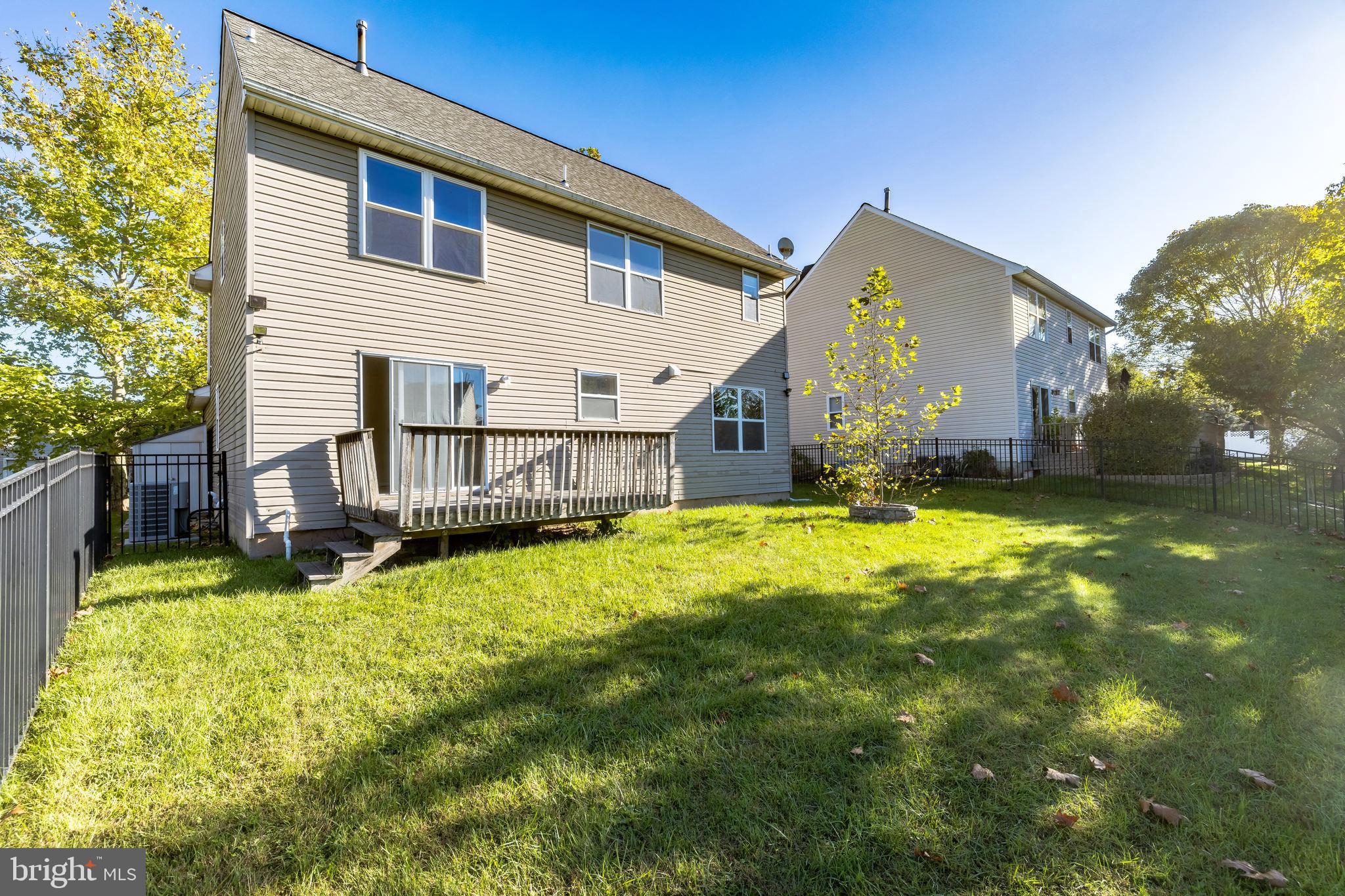 RICHLAND CT - Residential