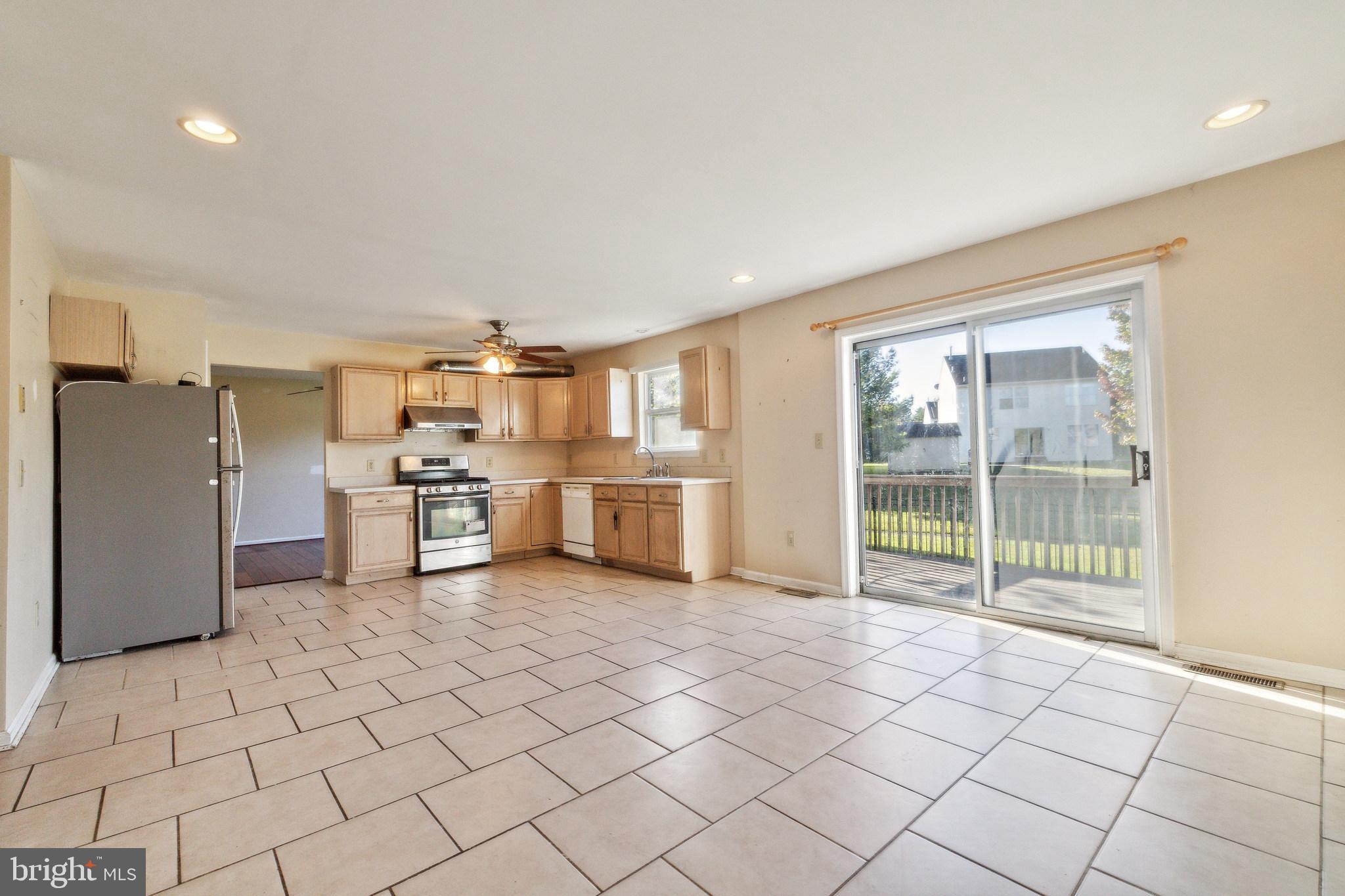 RICHLAND CT - Residential