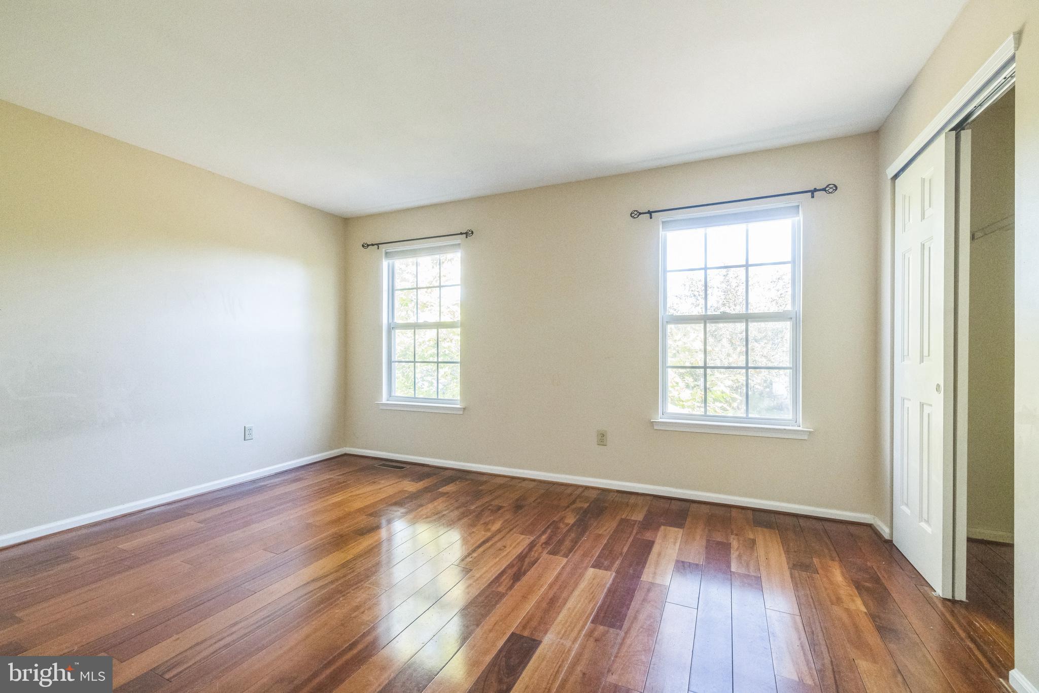 RICHLAND CT - Residential