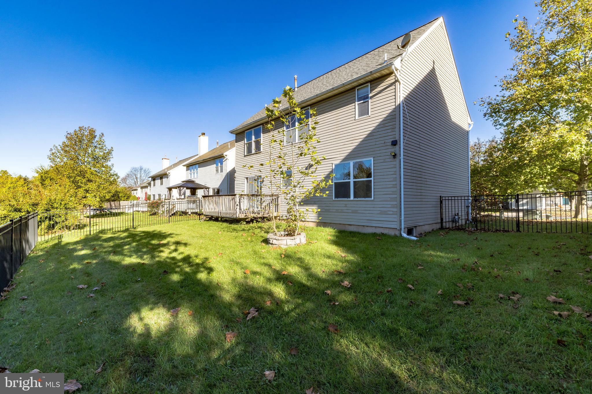 RICHLAND CT - Residential