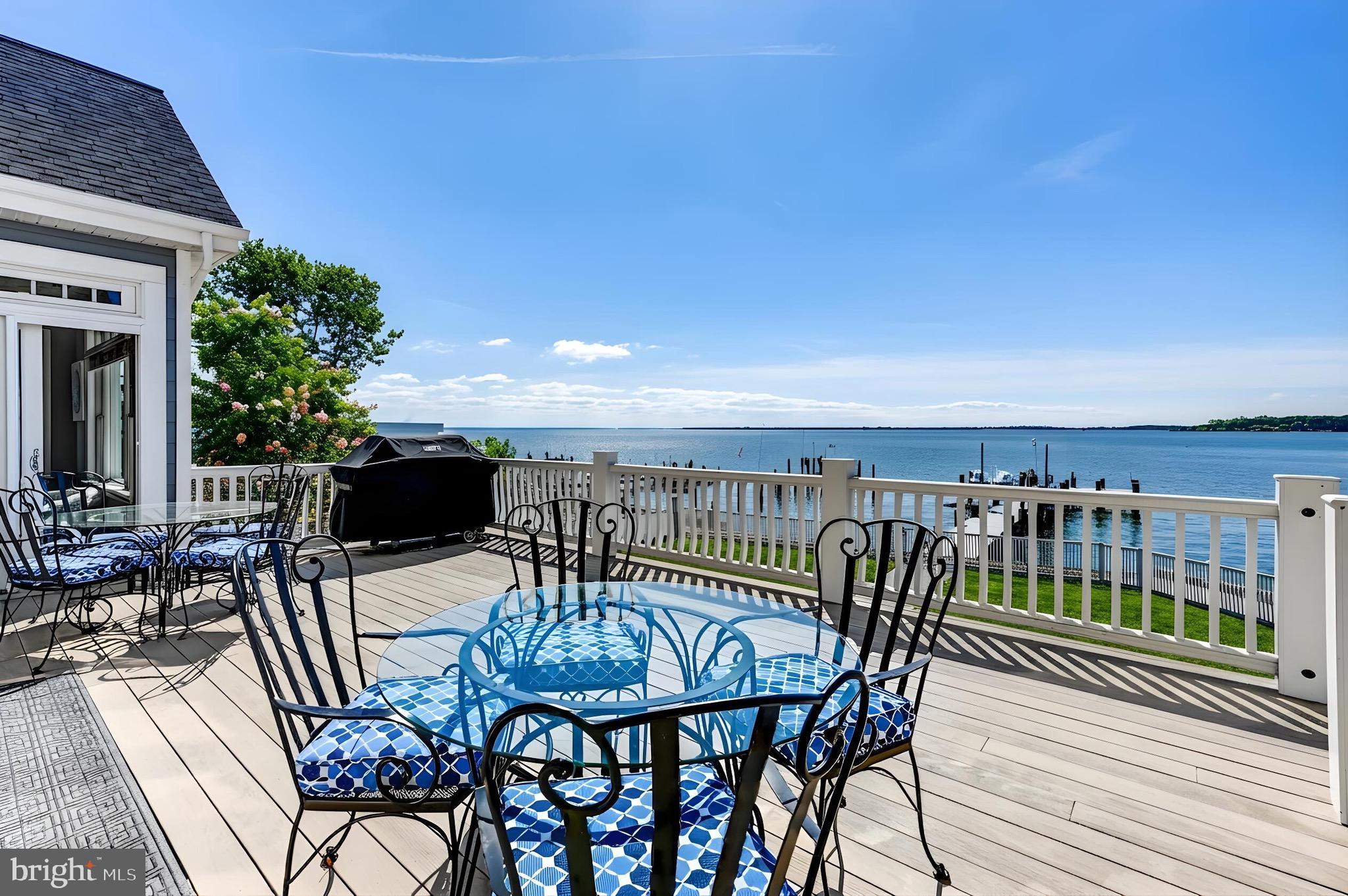 BOWLEYS QUARTERS - Residential