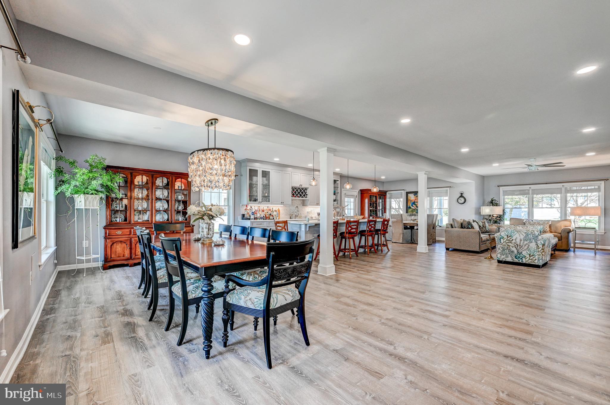 BOWLEYS QUARTERS - Residential