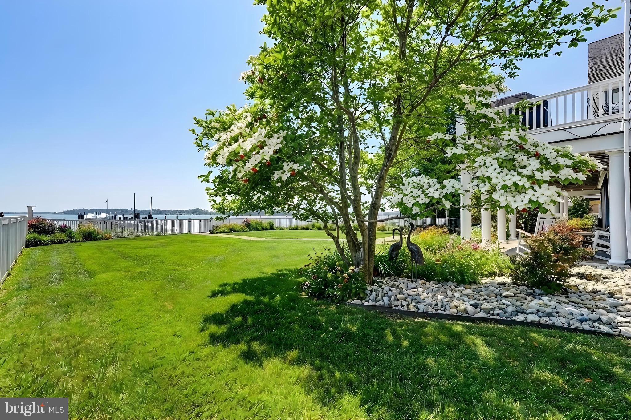 BOWLEYS QUARTERS - Residential