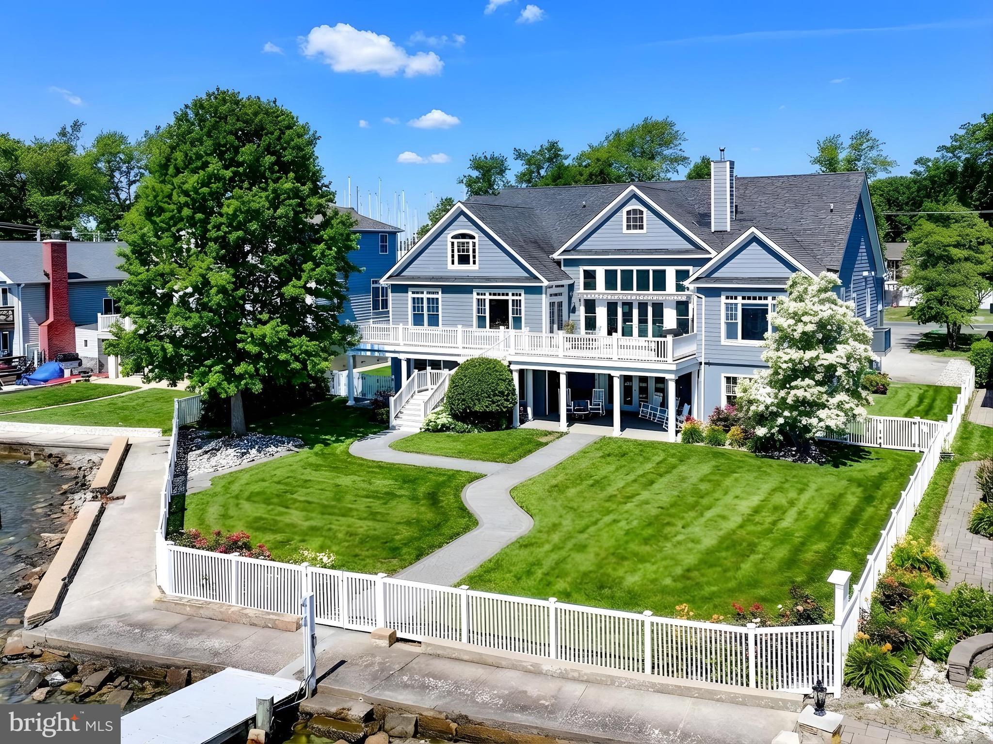 BOWLEYS QUARTERS - Residential