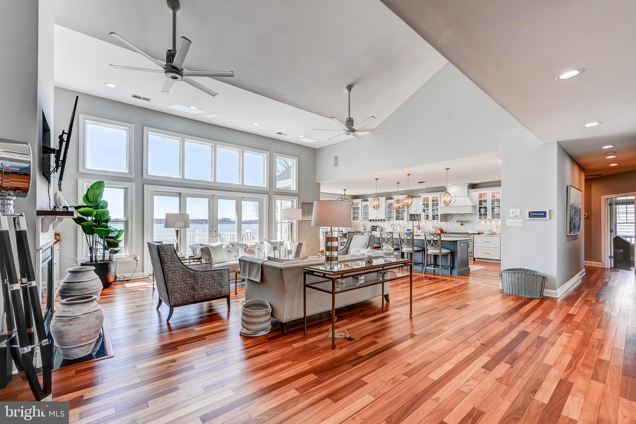 BOWLEYS QUARTERS - Residential