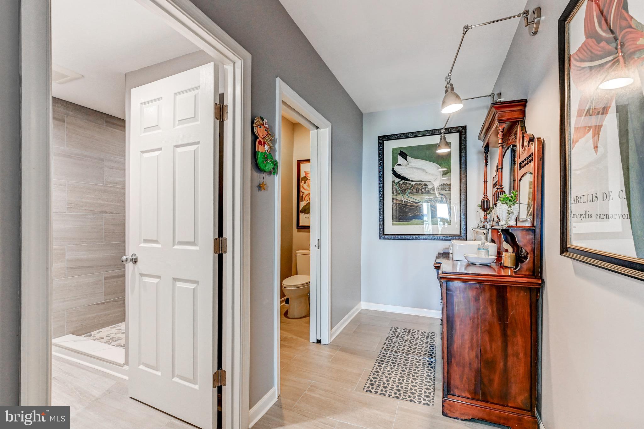 BOWLEYS QUARTERS - Residential