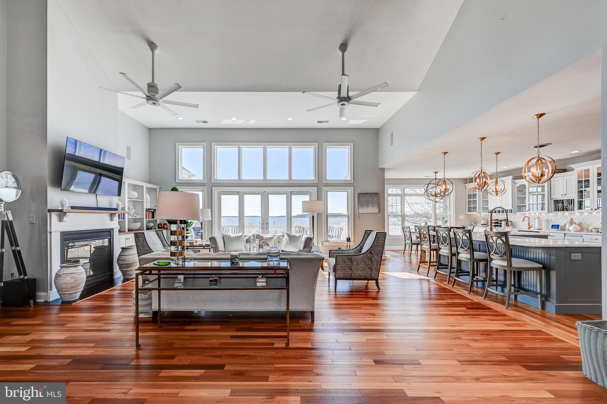 BOWLEYS QUARTERS - Residential