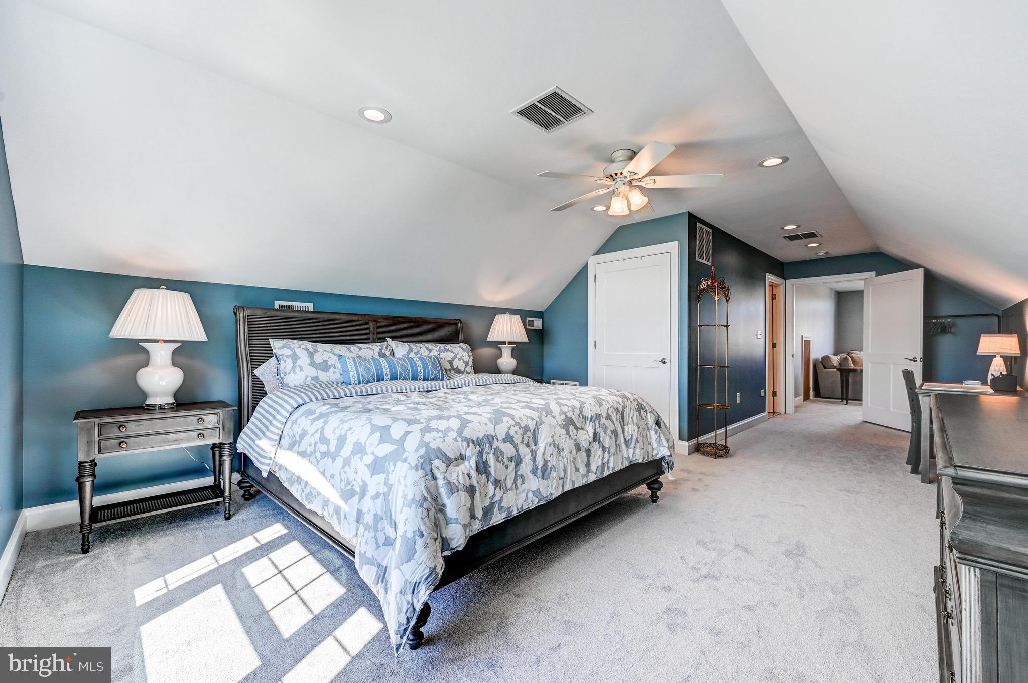 BOWLEYS QUARTERS - Residential