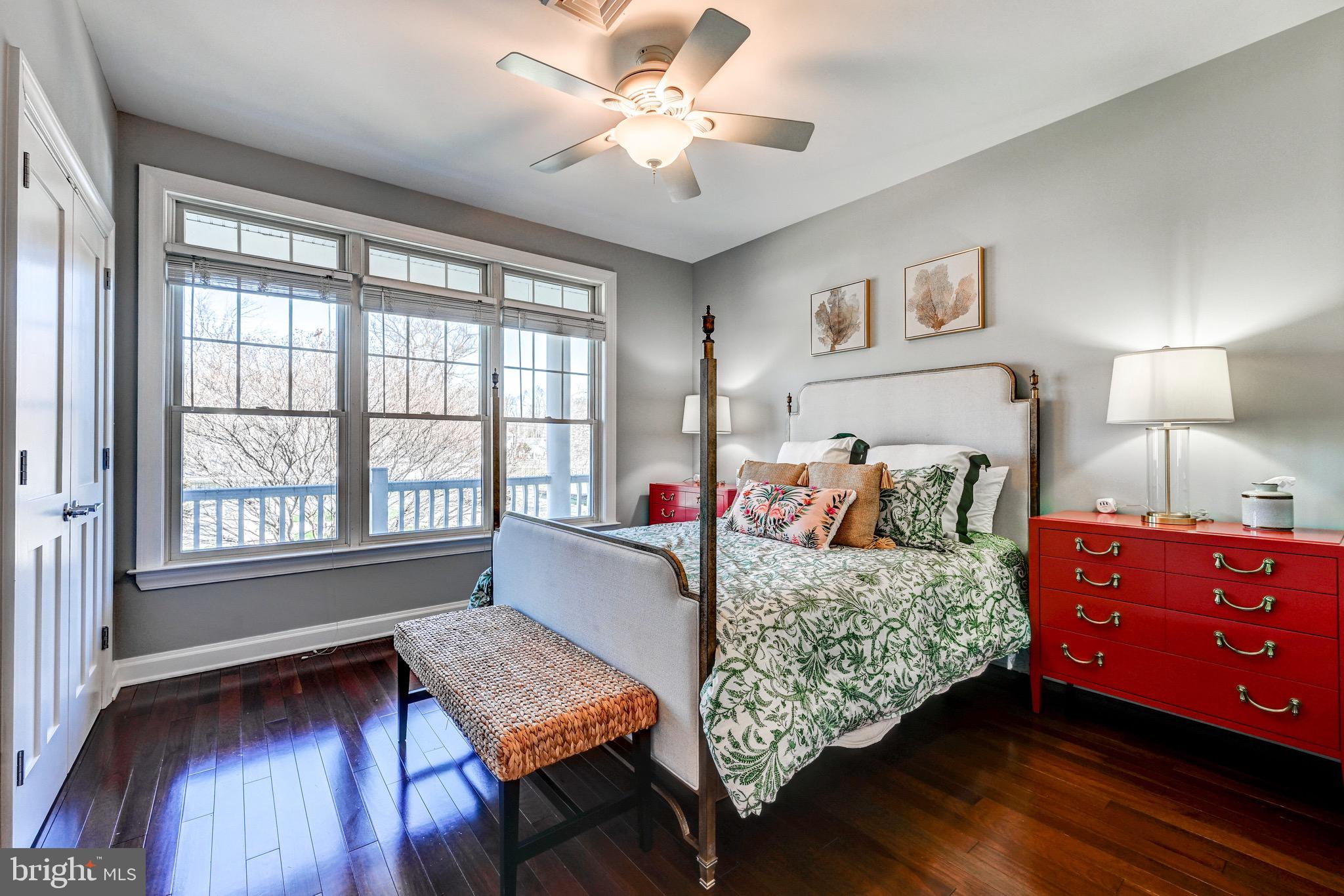 BOWLEYS QUARTERS - Residential