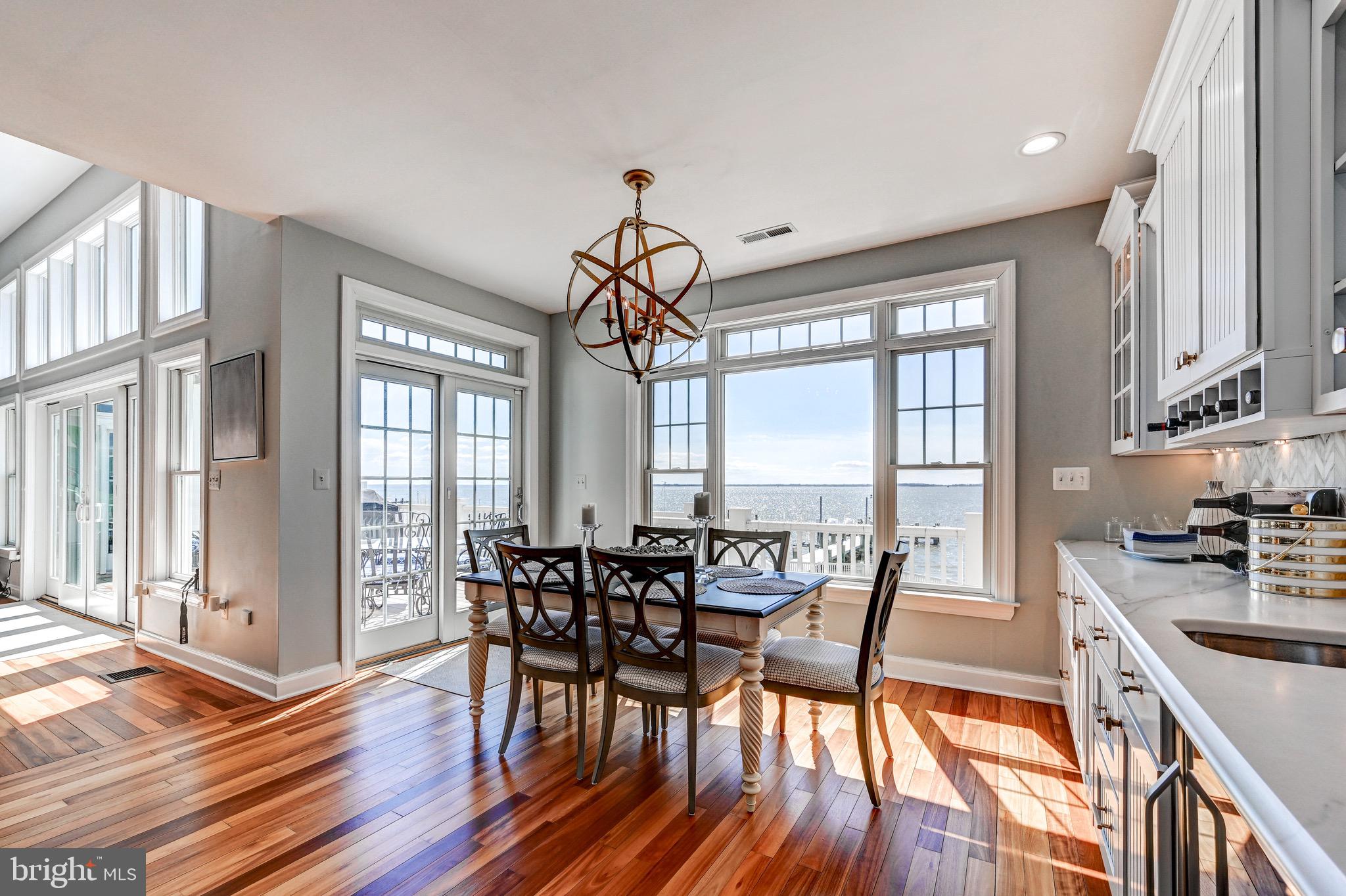 BOWLEYS QUARTERS - Residential