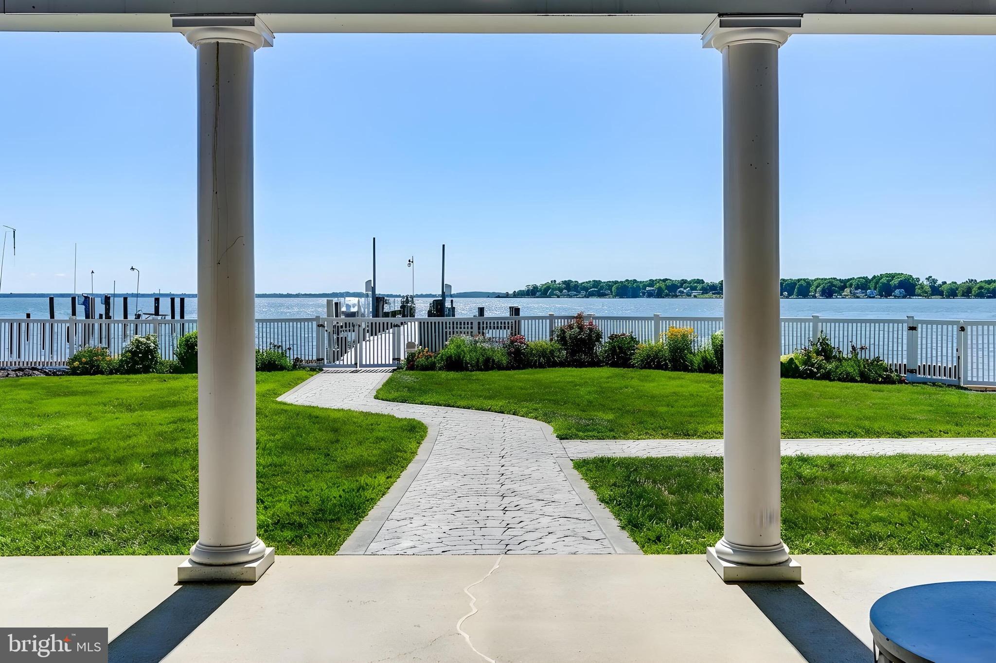 BOWLEYS QUARTERS - Residential