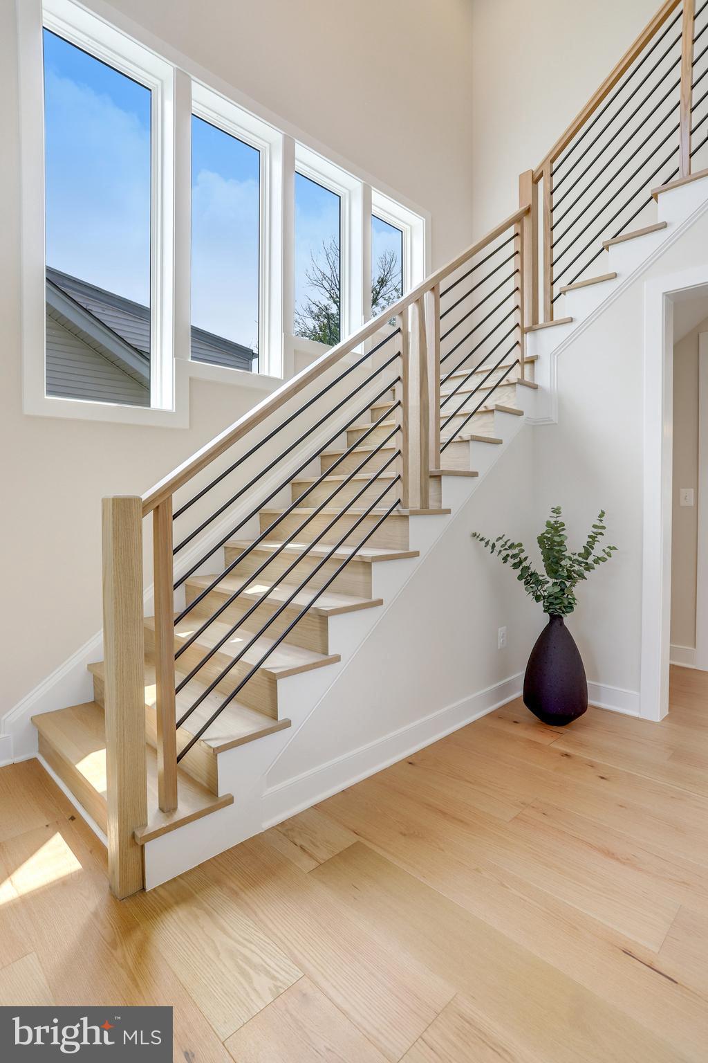 ADDISON HEIGHTS - Residential