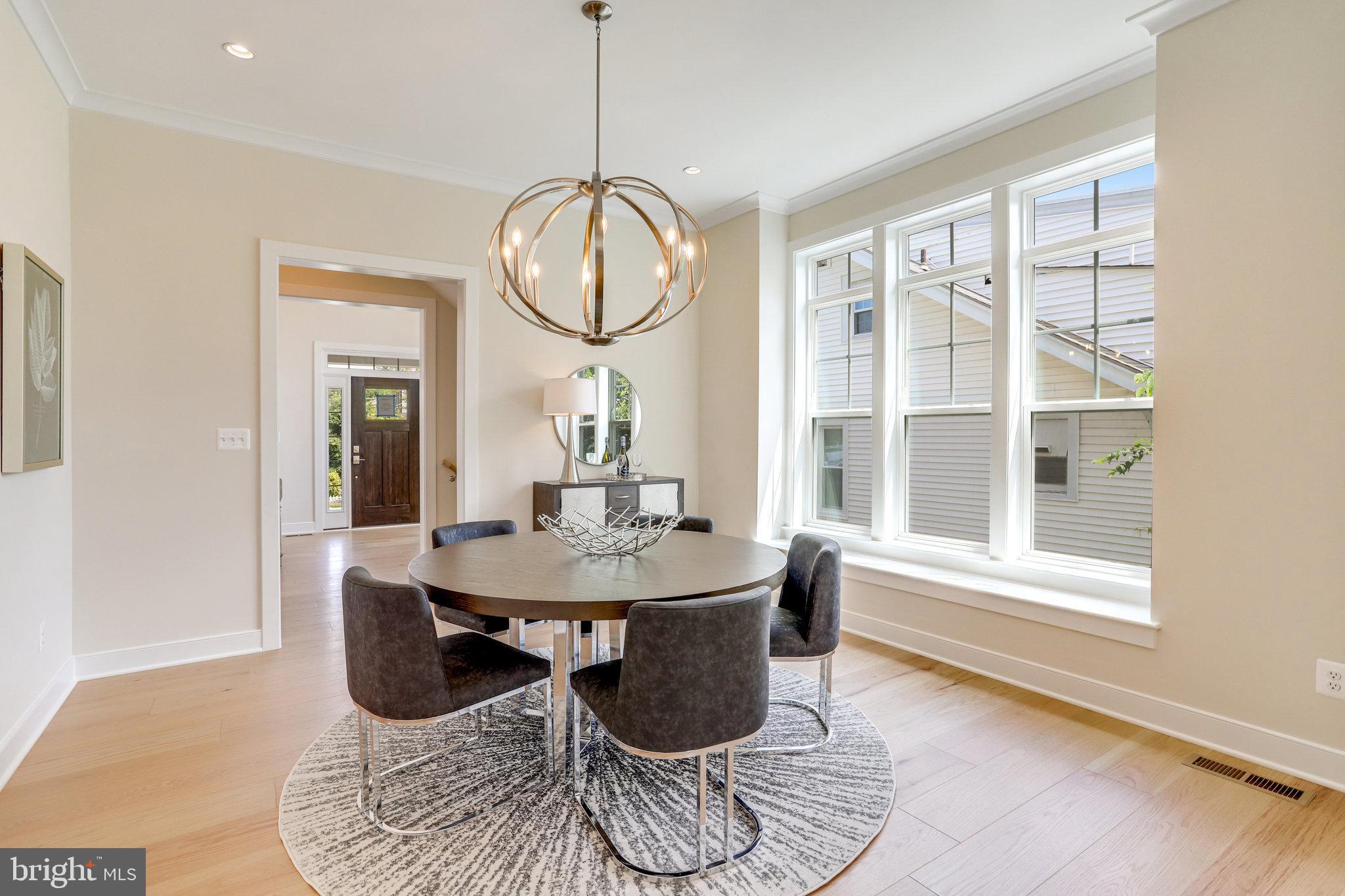 ADDISON HEIGHTS - Residential