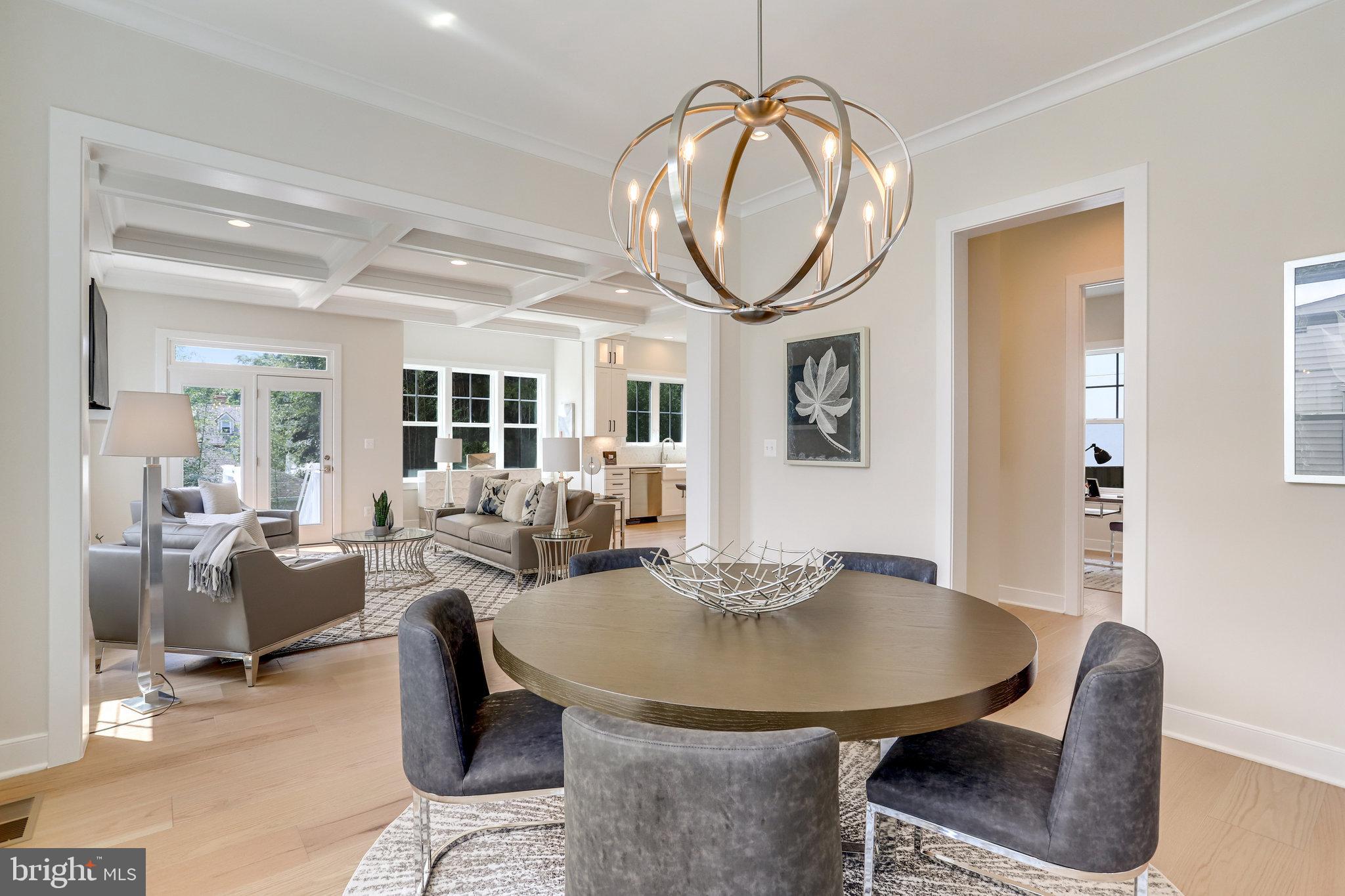 ADDISON HEIGHTS - Residential