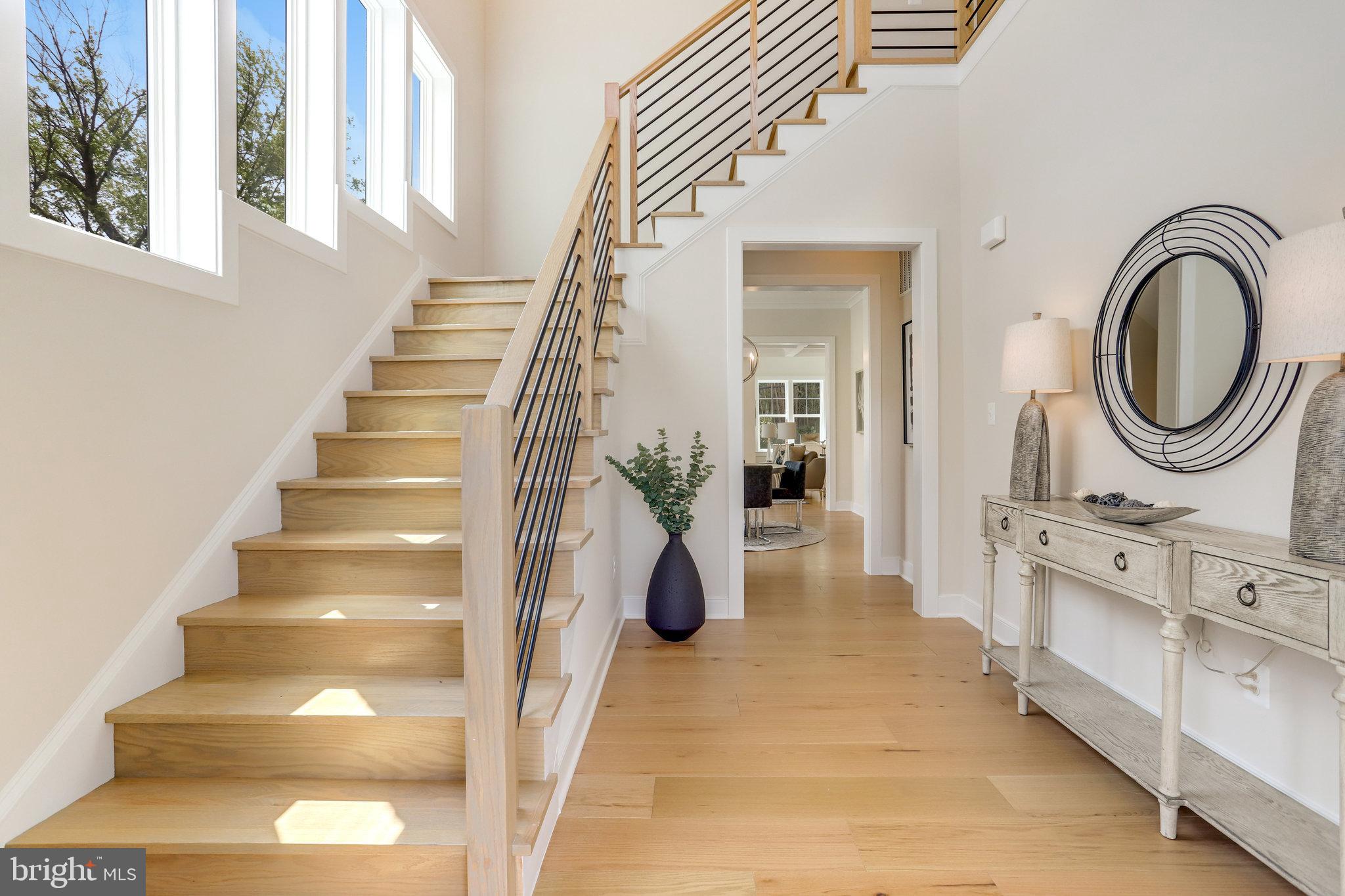 ADDISON HEIGHTS - Residential