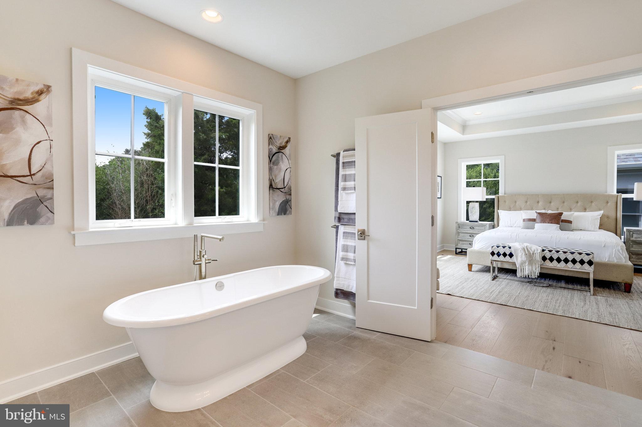 ADDISON HEIGHTS - Residential