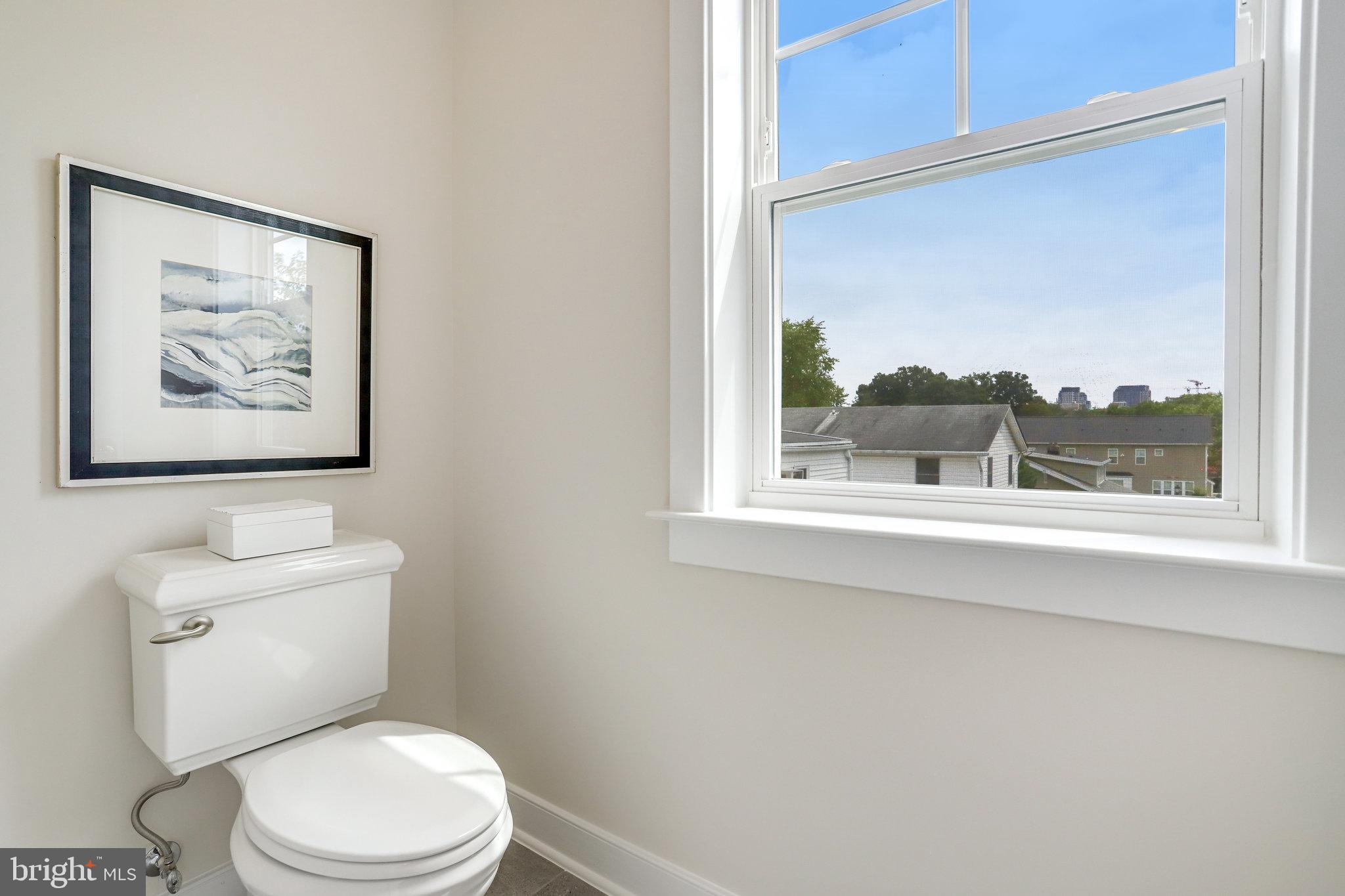 ADDISON HEIGHTS - Residential