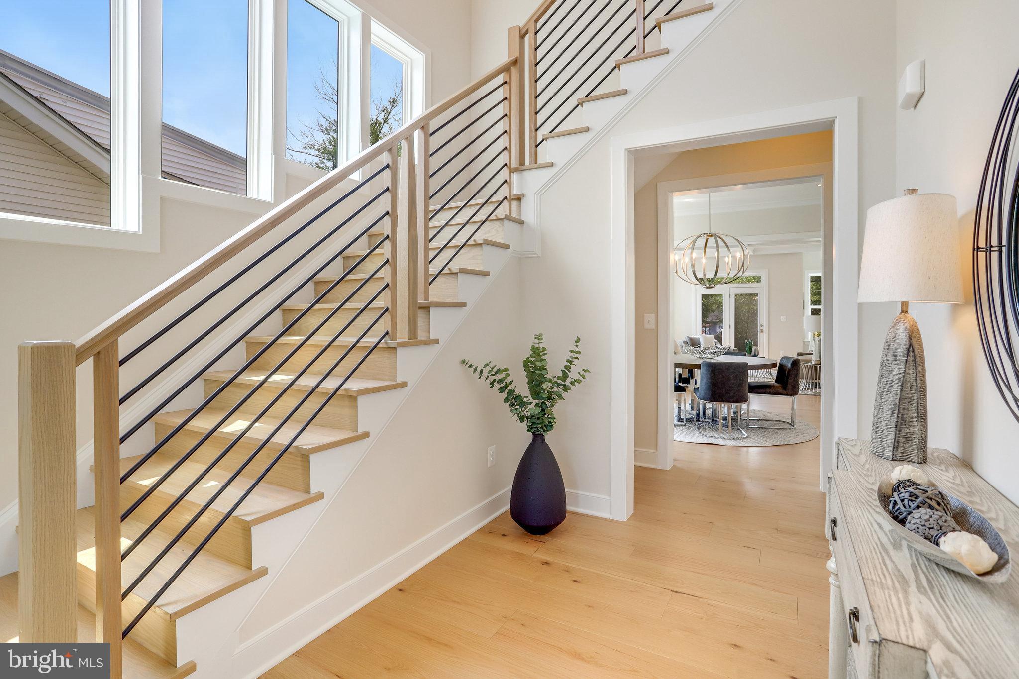 ADDISON HEIGHTS - Residential