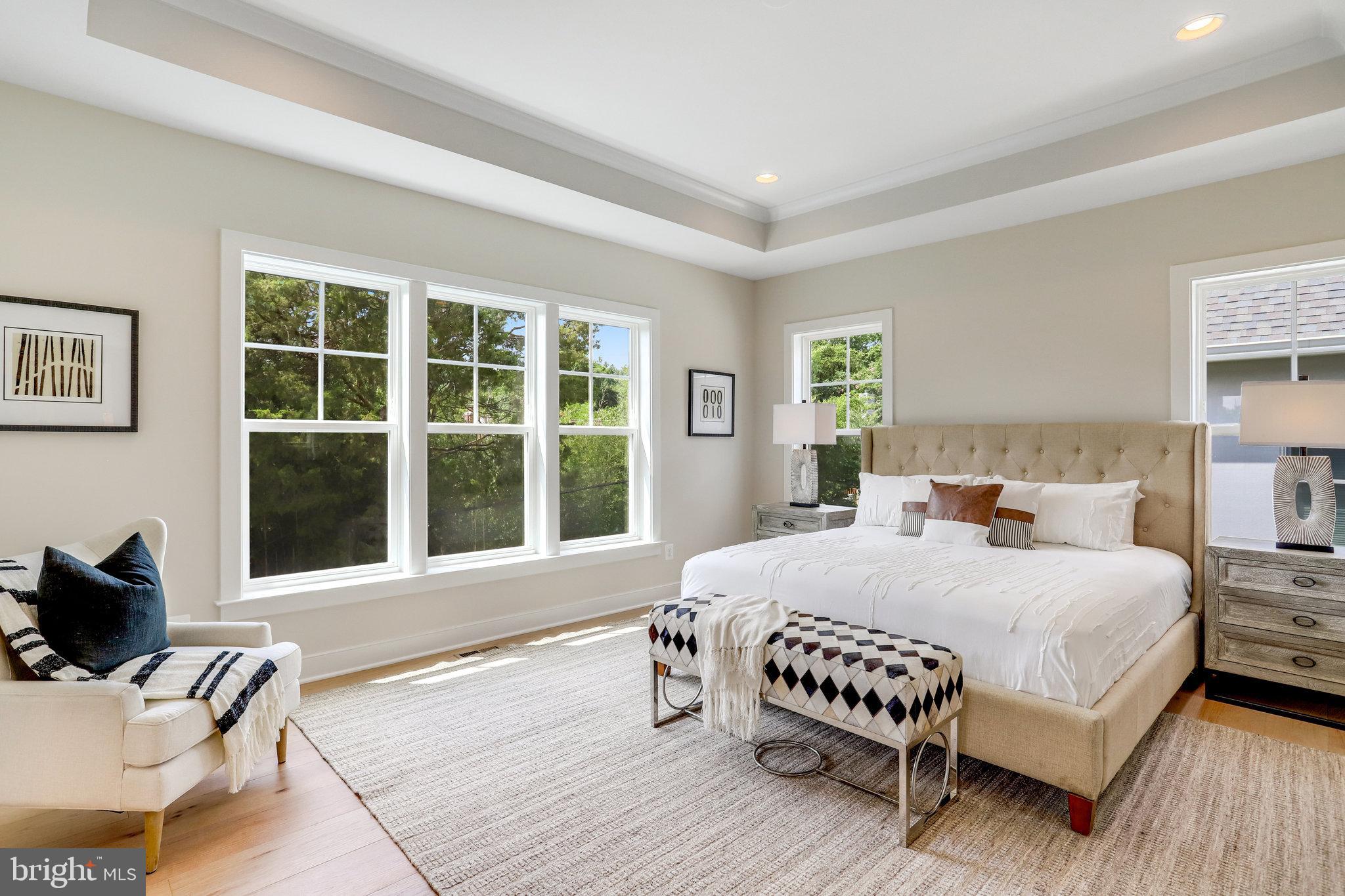 ADDISON HEIGHTS - Residential