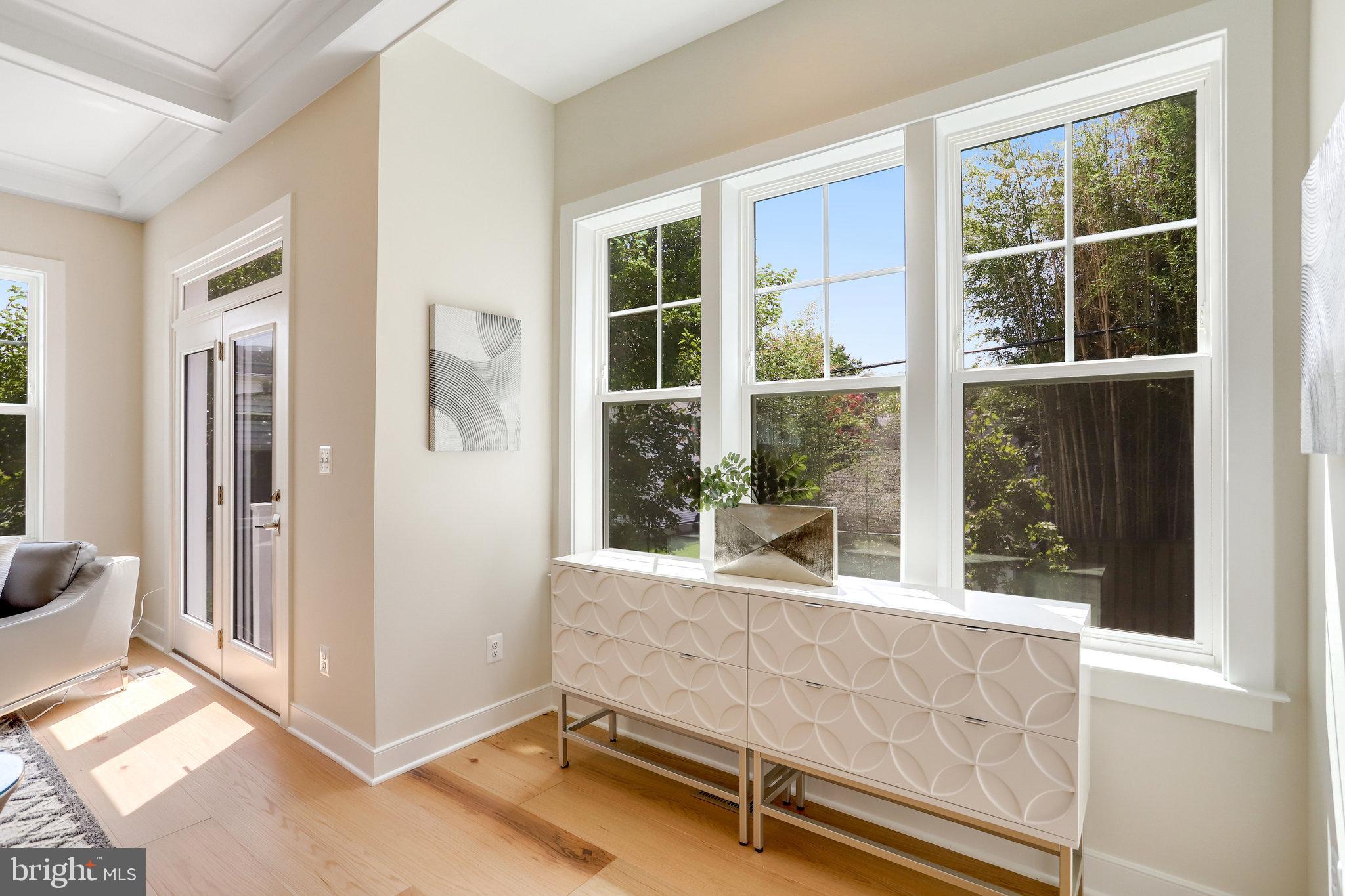 ADDISON HEIGHTS - Residential