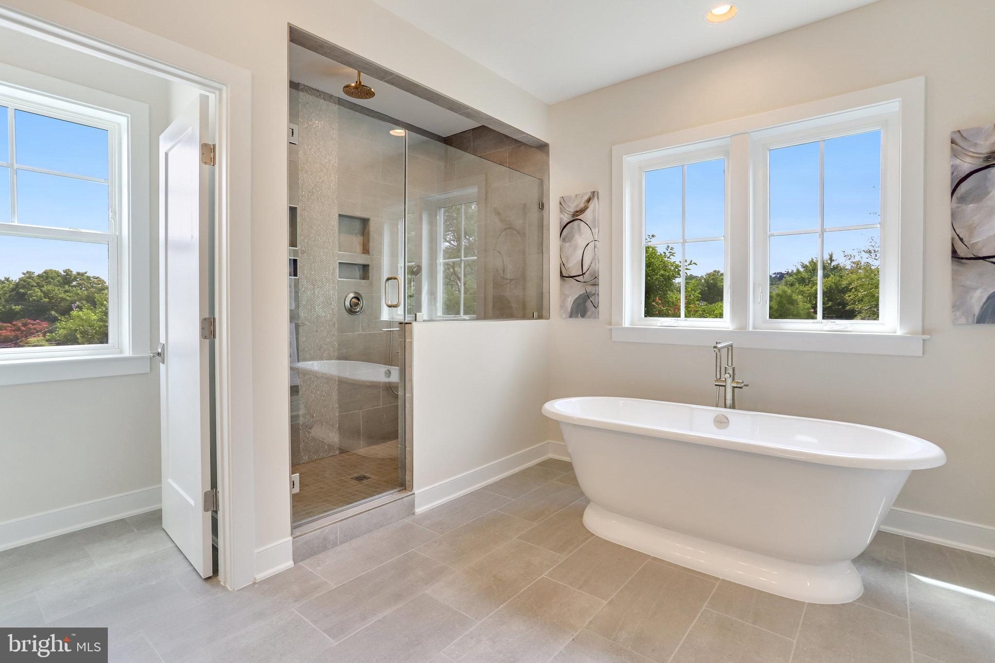 ADDISON HEIGHTS - Residential