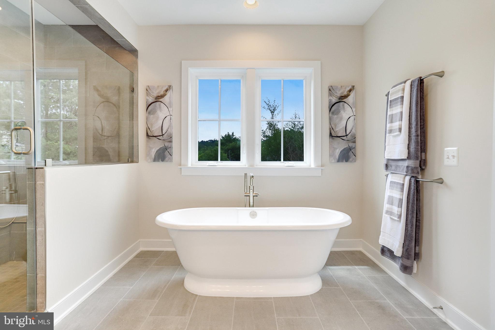 ADDISON HEIGHTS - Residential