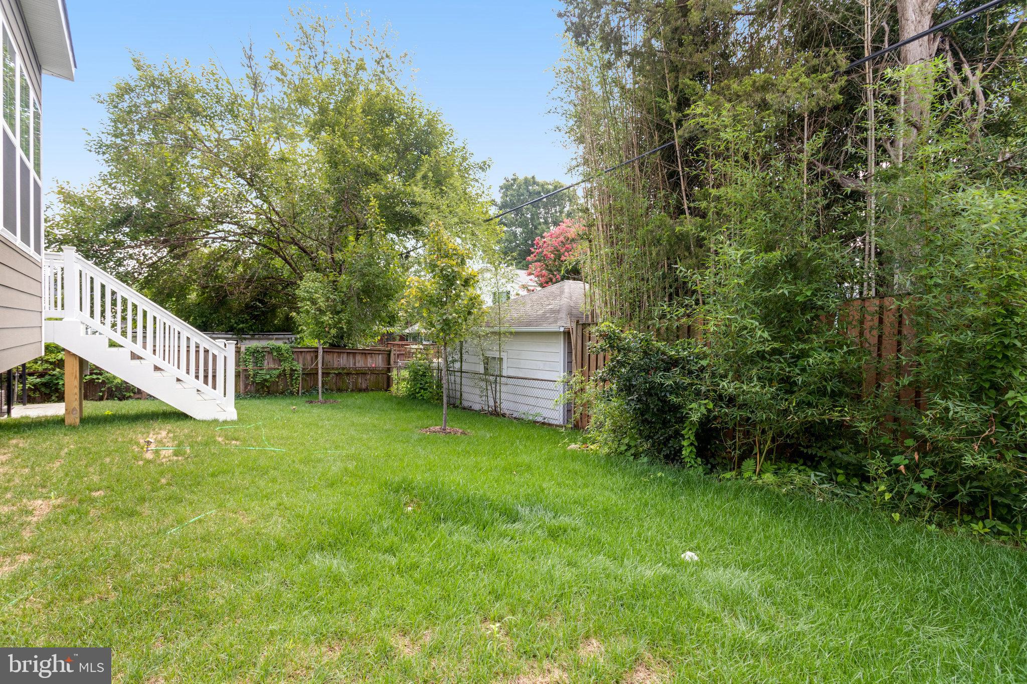 ADDISON HEIGHTS - Residential