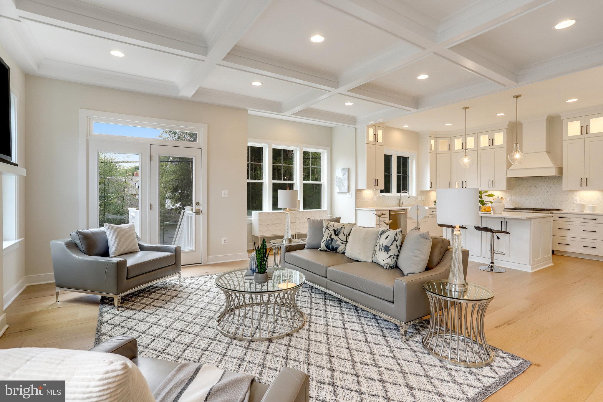 ADDISON HEIGHTS - Residential