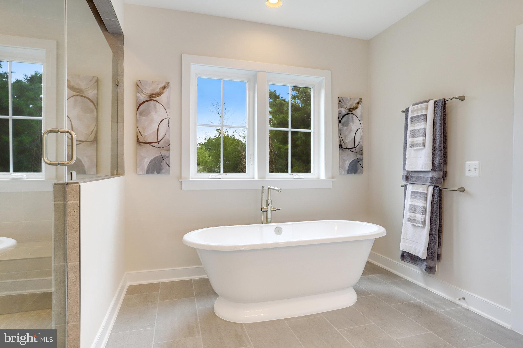 ADDISON HEIGHTS - Residential