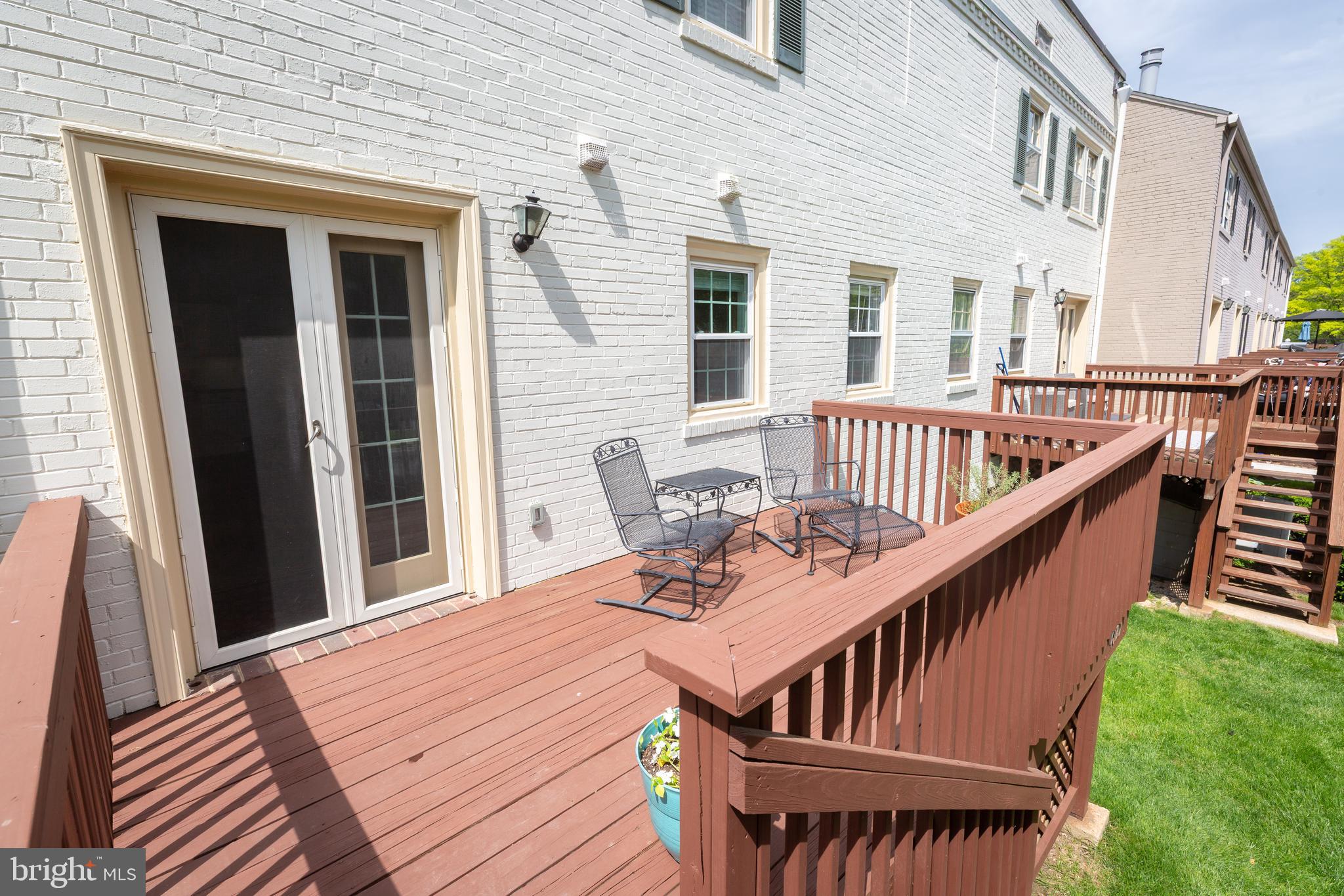 KENWOOD FOREST - Residential