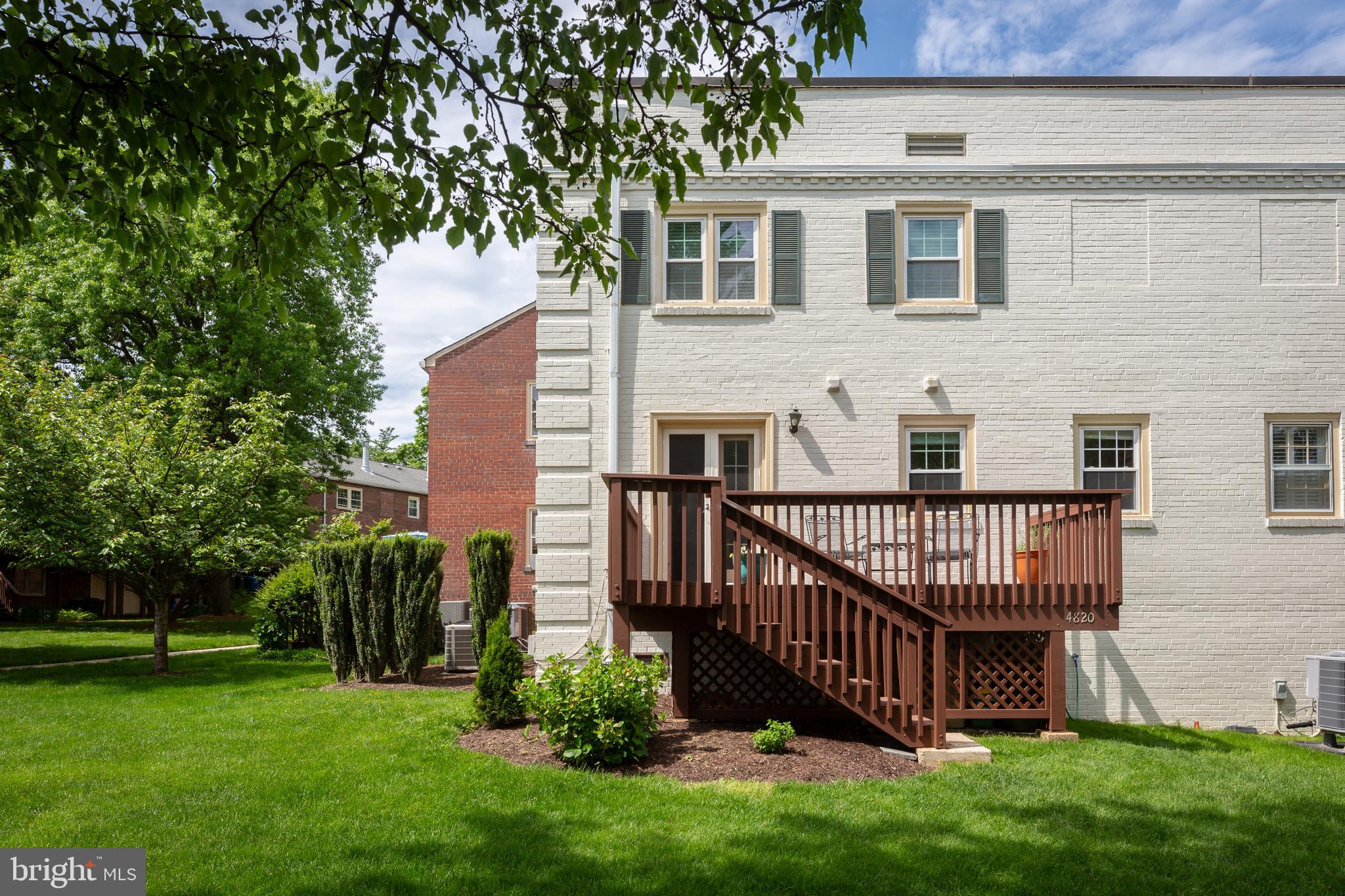 KENWOOD FOREST - Residential