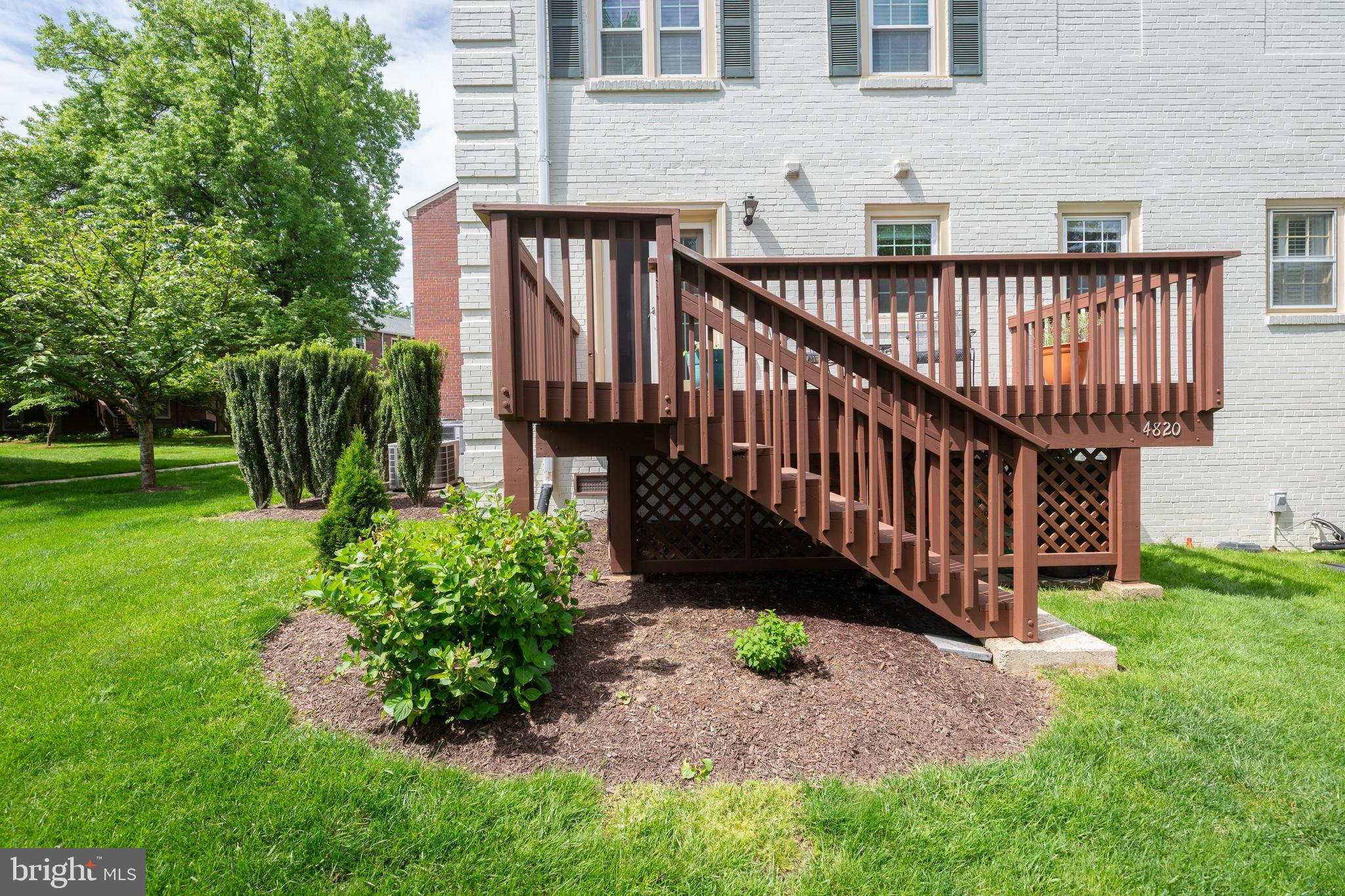 KENWOOD FOREST - Residential