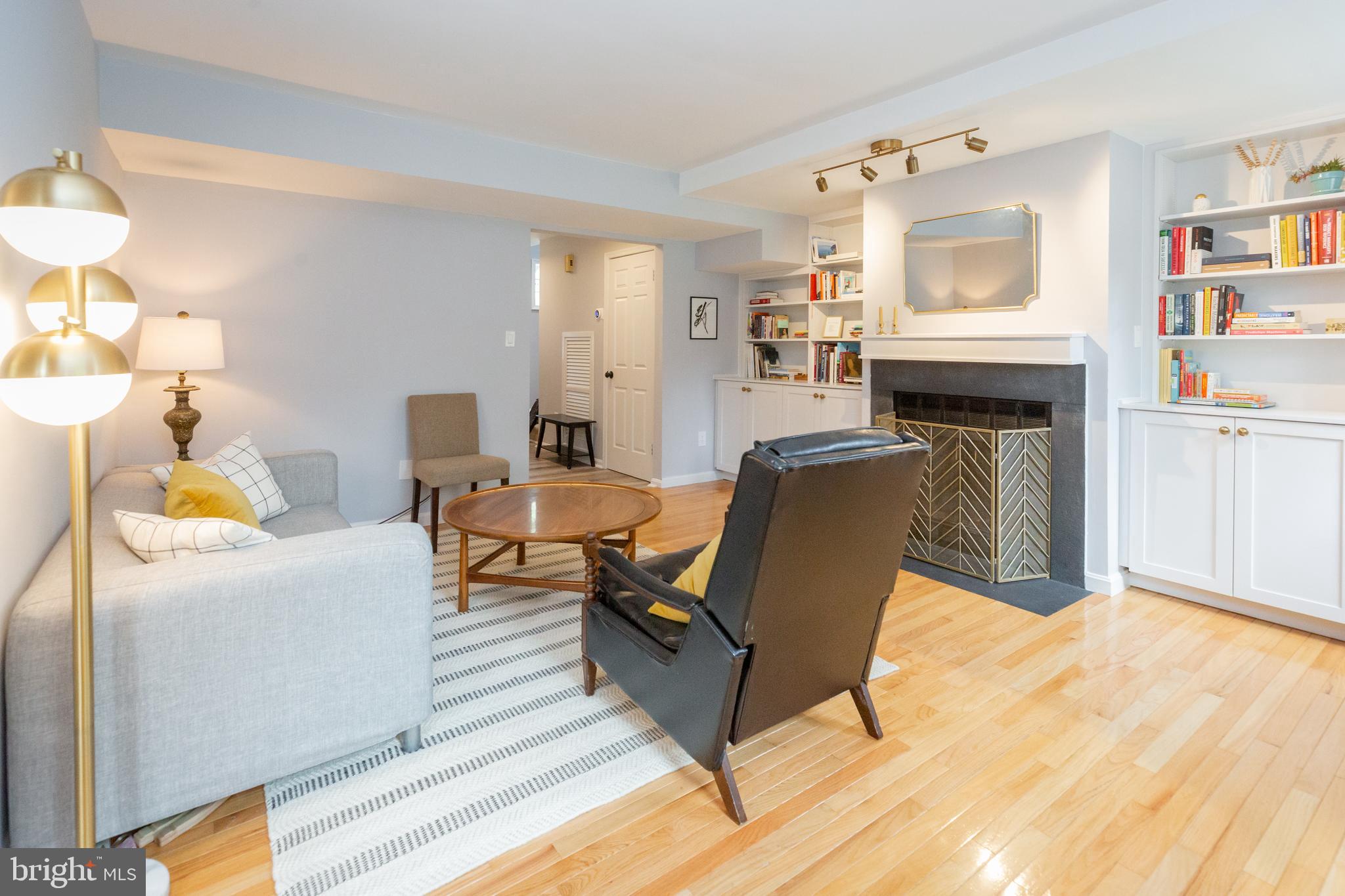 KENWOOD FOREST - Residential