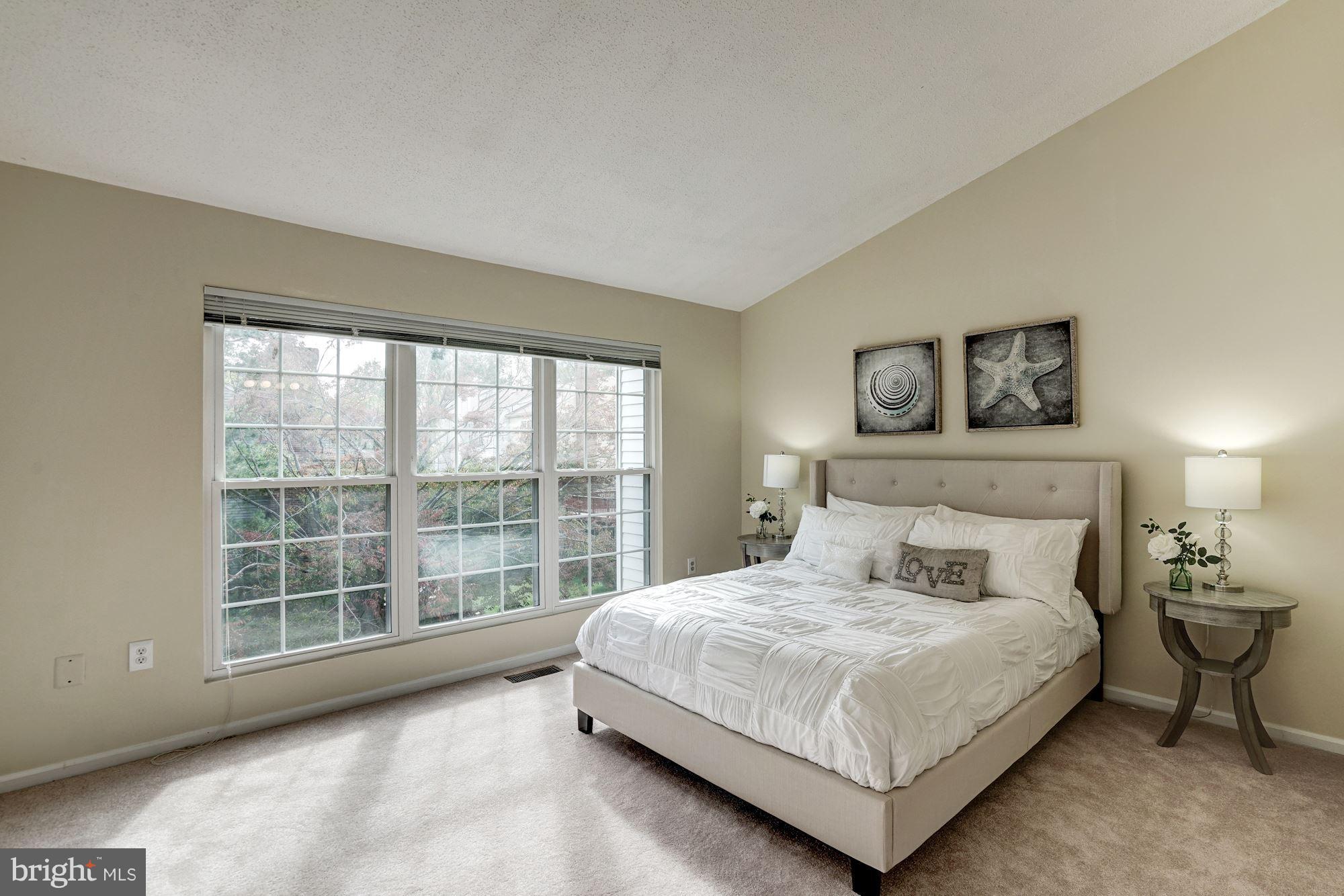 PENDERBROOK - Residential