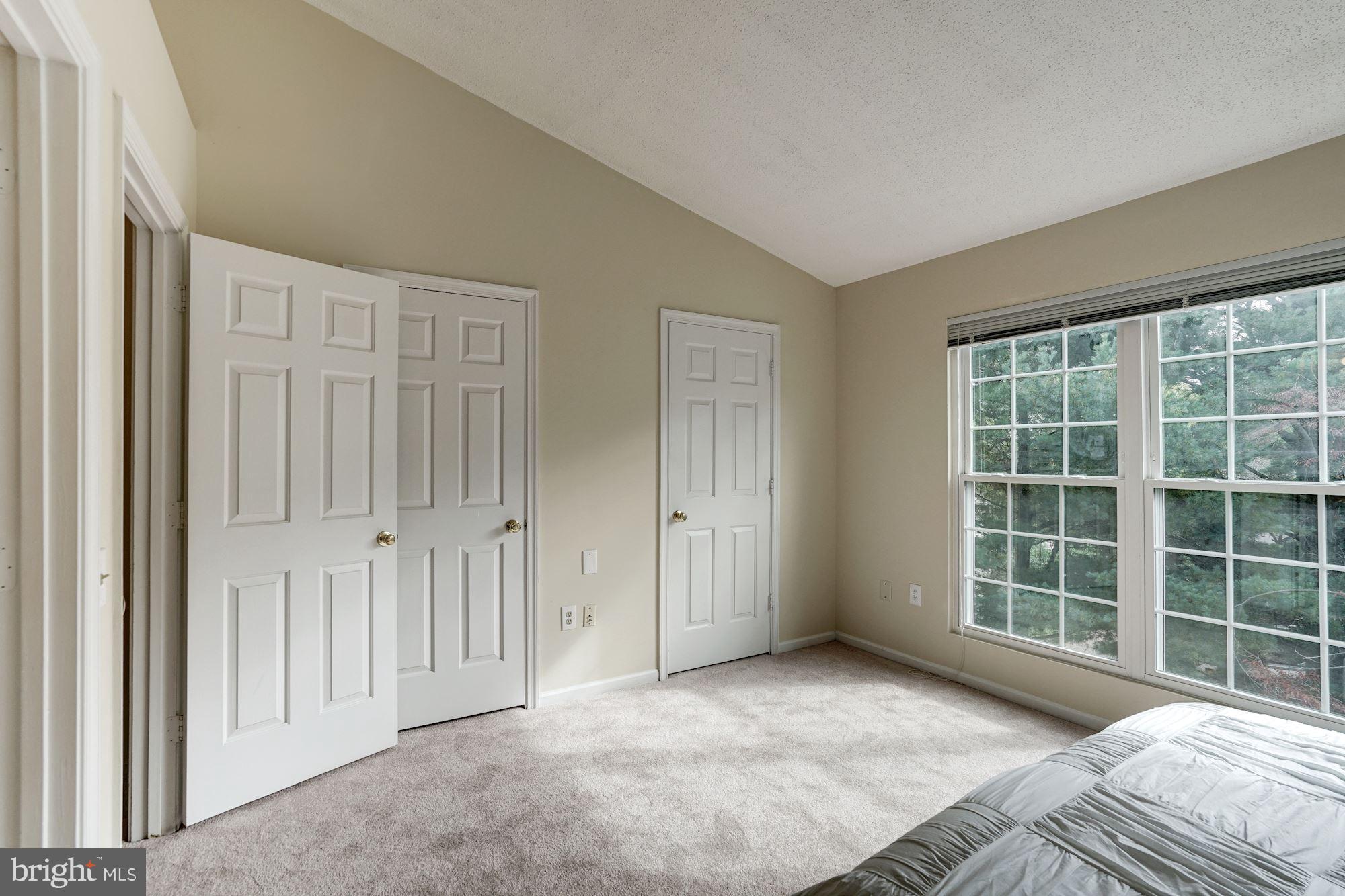 PENDERBROOK - Residential