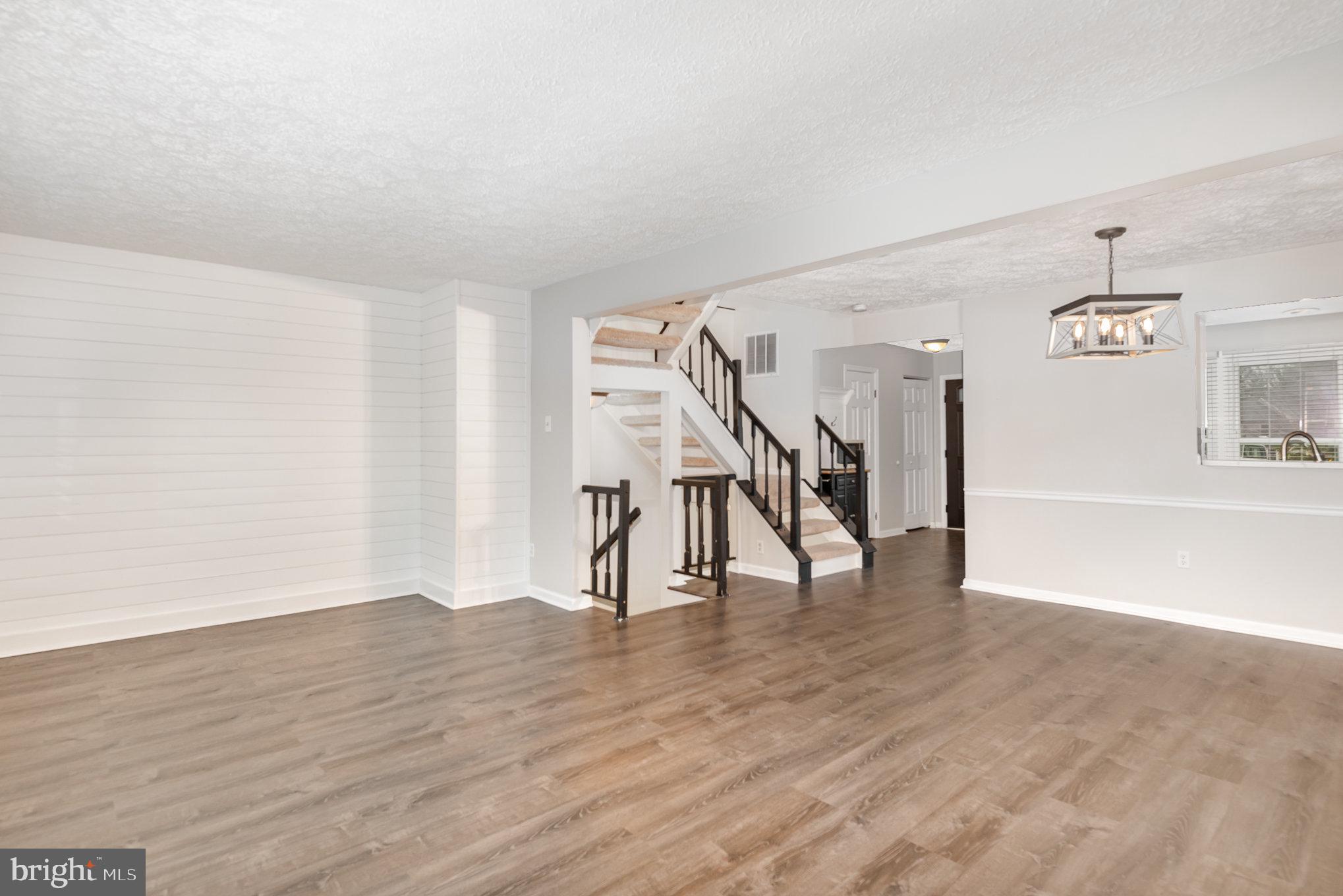 MAJORS CHOICE - Residential Lease