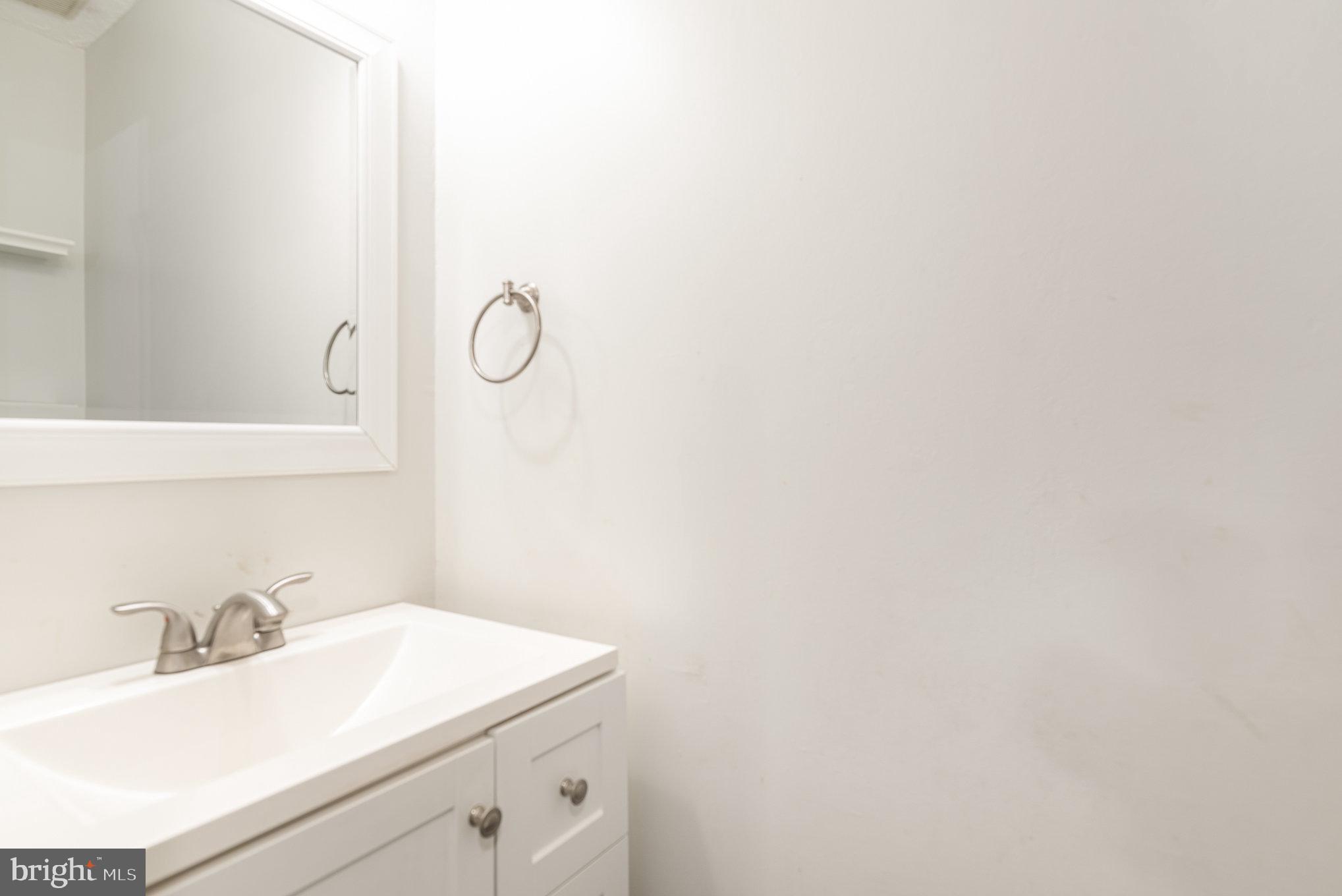 MAJORS CHOICE - Residential Lease