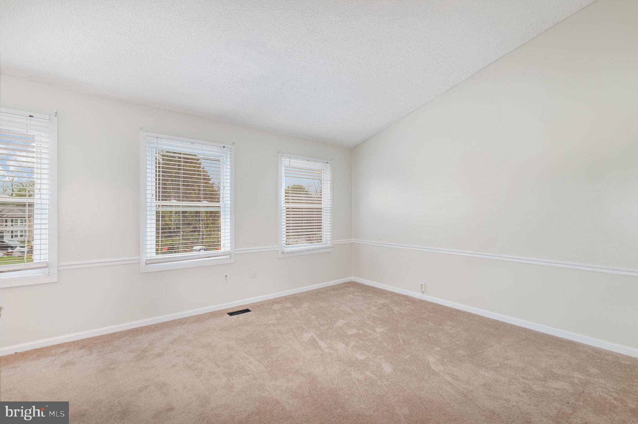 MAJORS CHOICE - Residential Lease