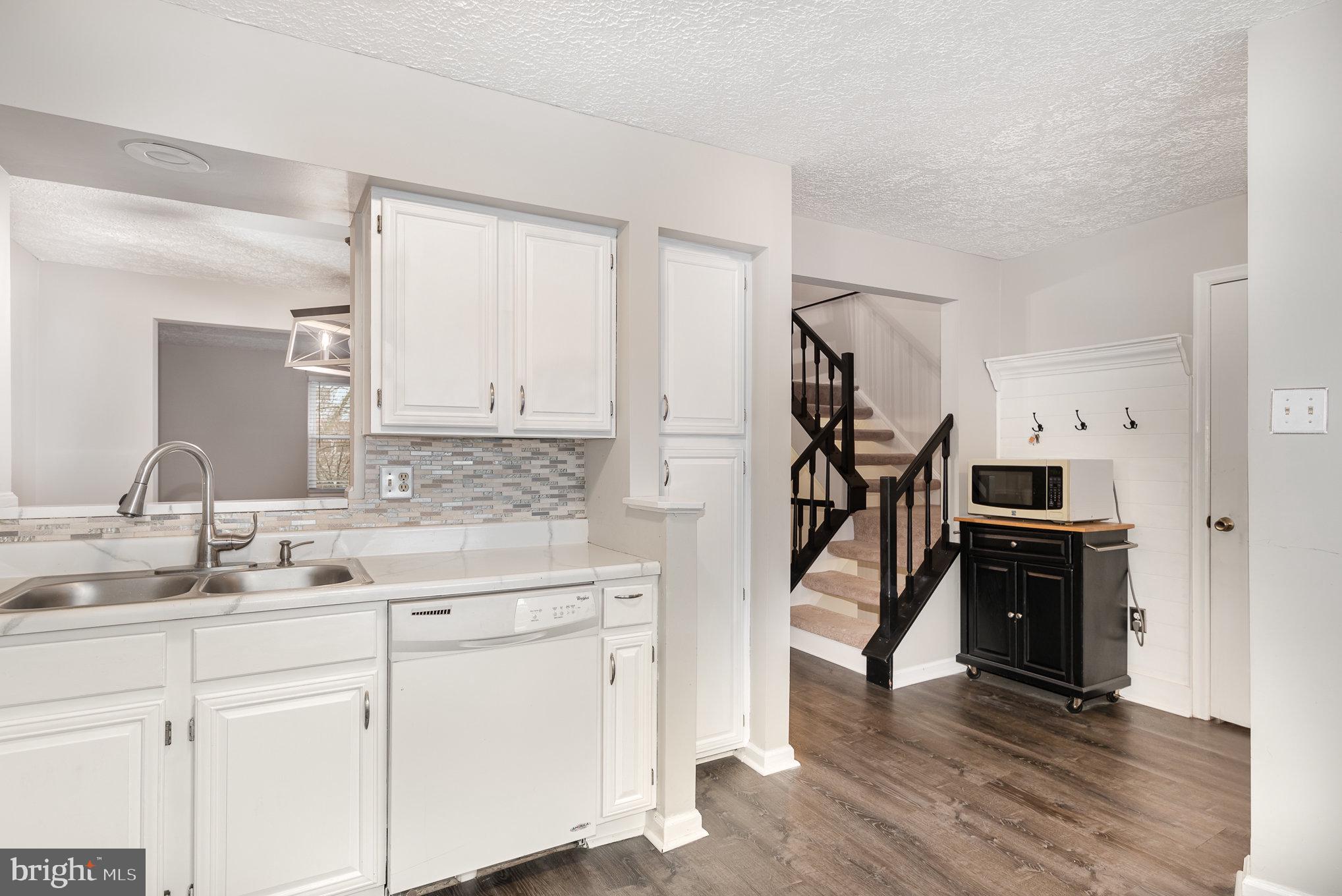 MAJORS CHOICE - Residential Lease