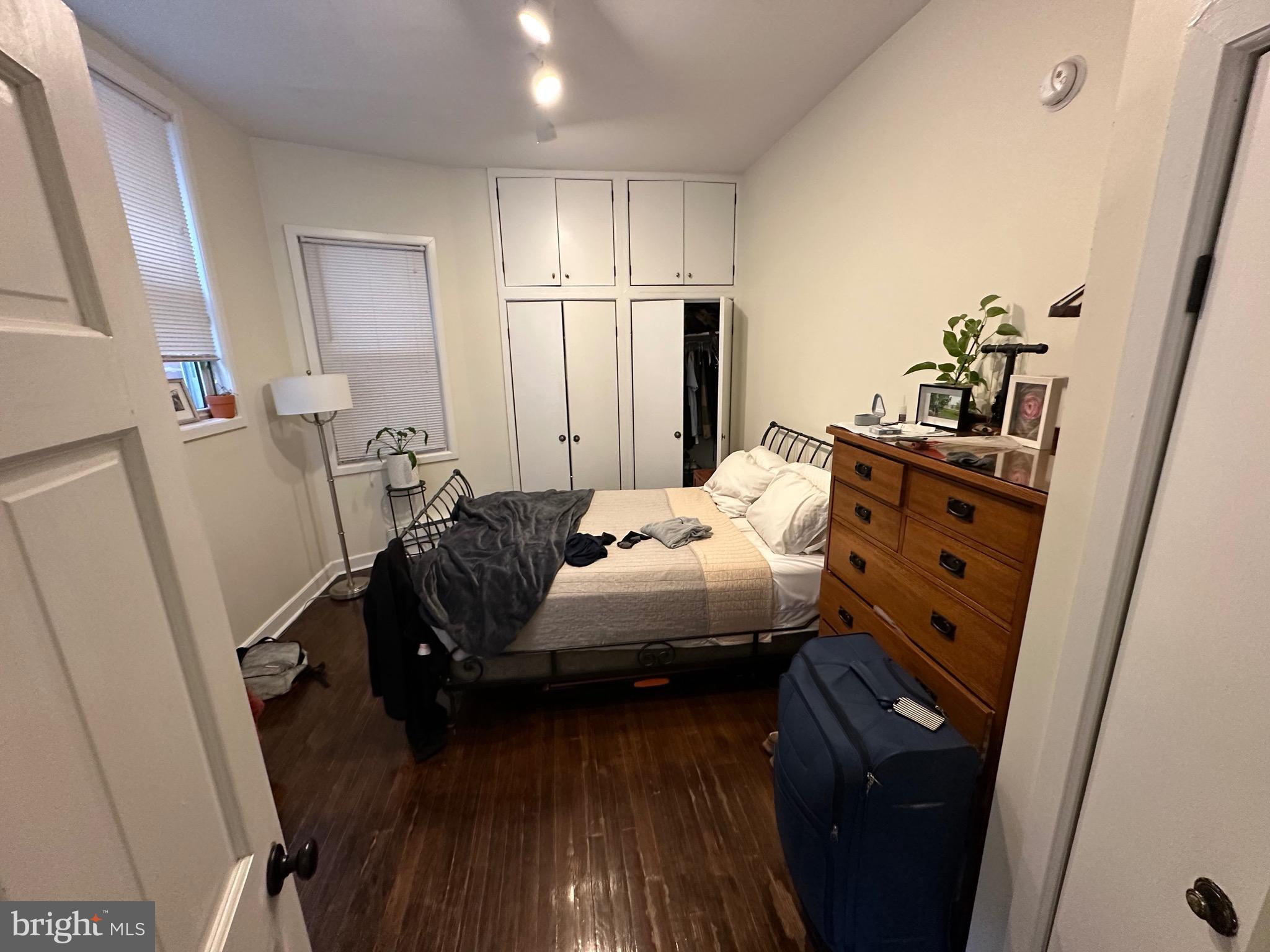 OLDE KENSINGTON - Residential Income