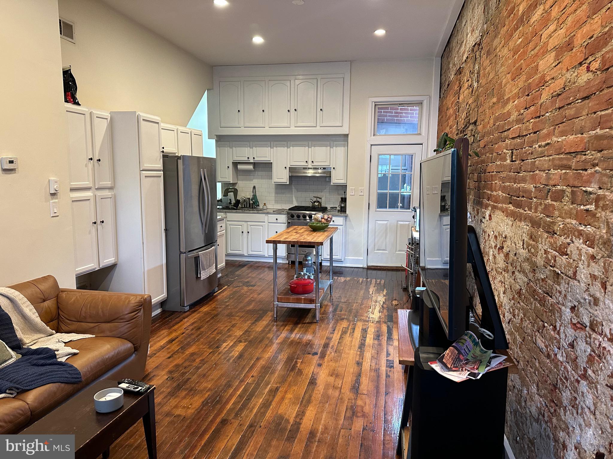 OLDE KENSINGTON - Residential Income