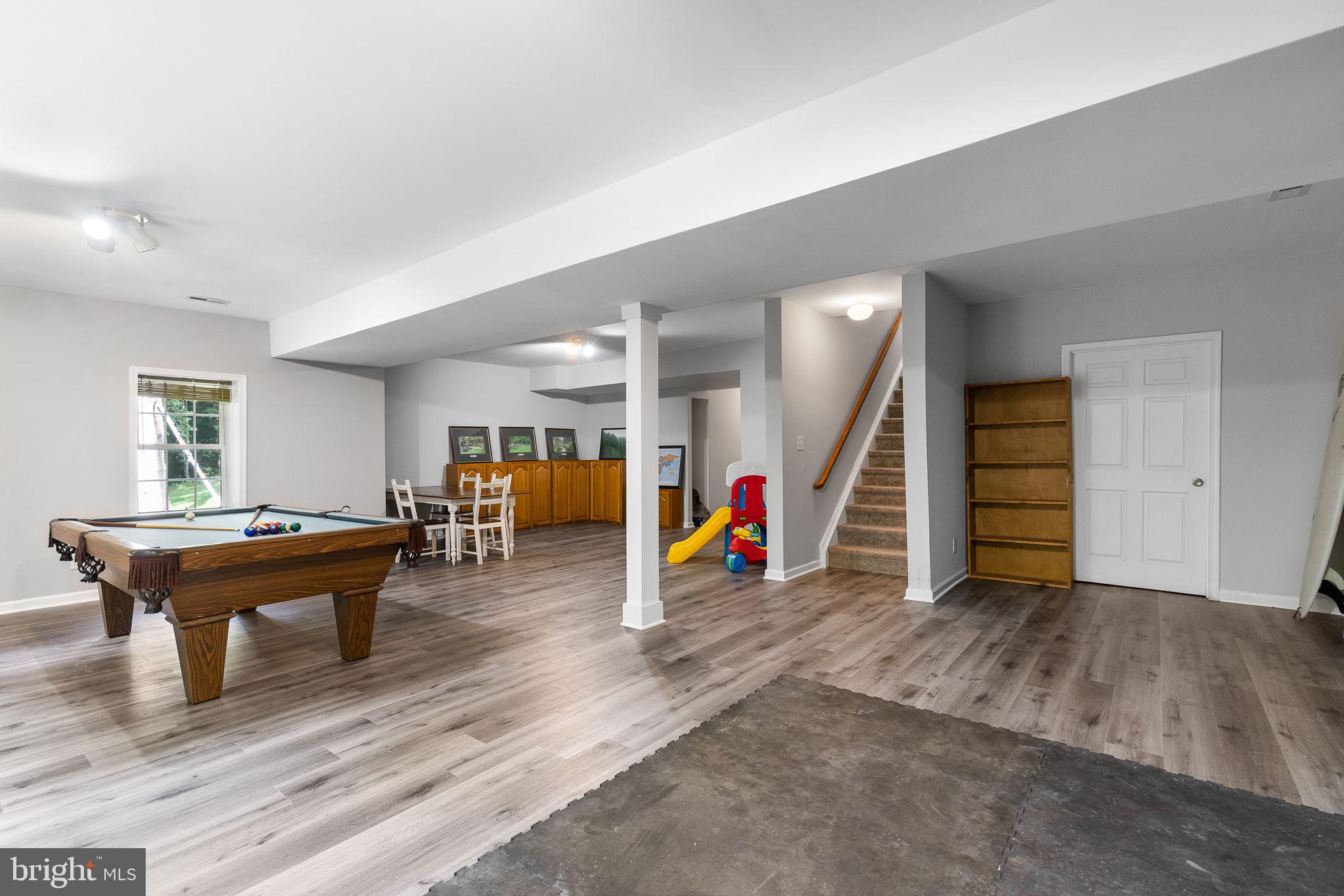 OLD BANKS - Residential Lease