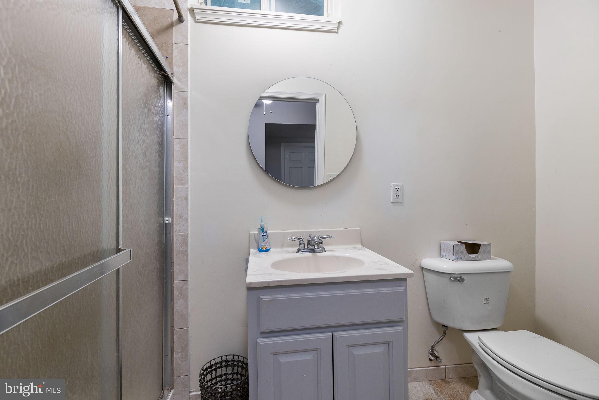 OLD BANKS - Residential Lease