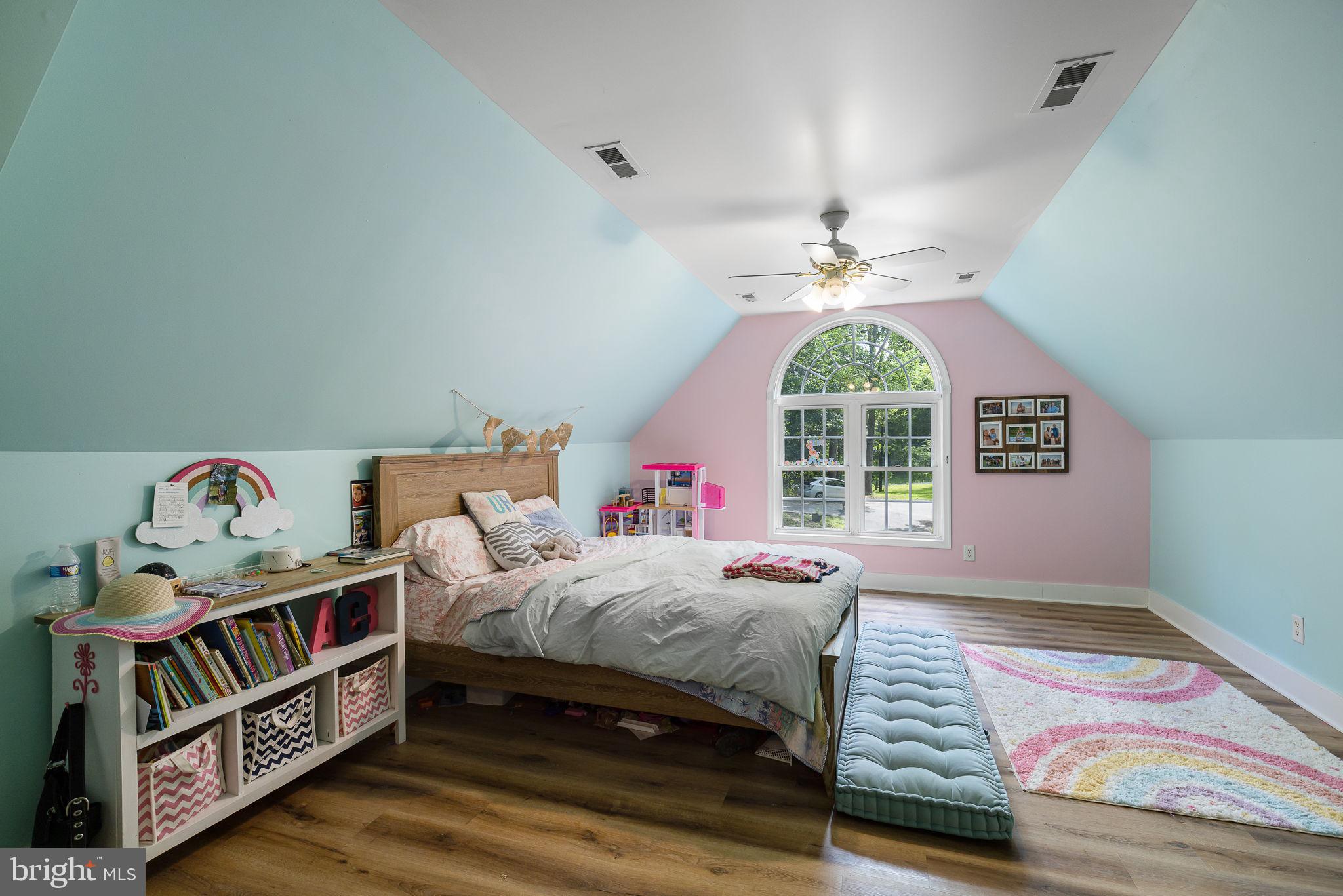 OLD BANKS - Residential Lease